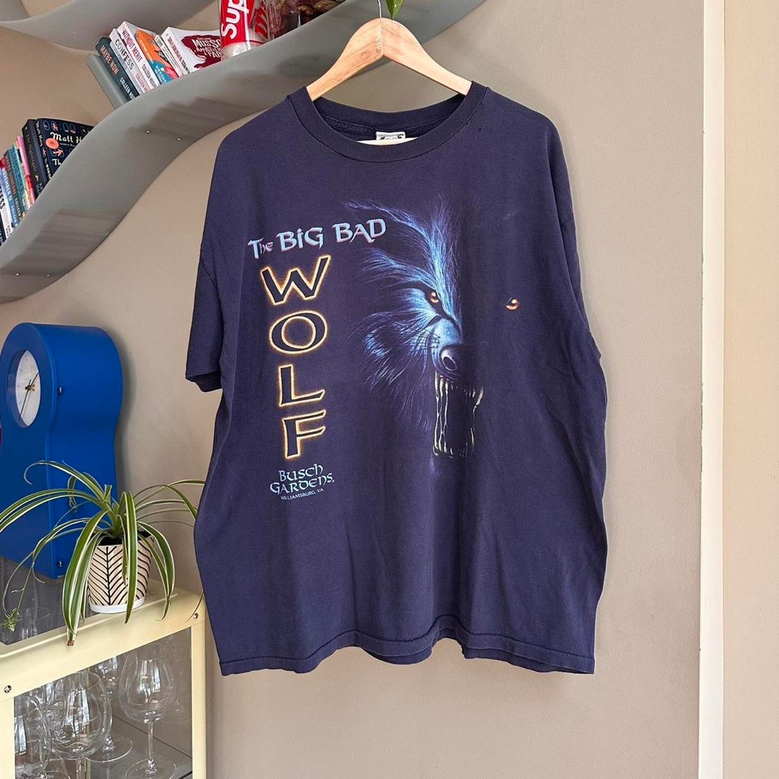 Disney × Vintage Vintage Busch Gardens The Big Bad Wolf Shirt Size US XL / EU 56 / 4 - 1 Thumbnail
