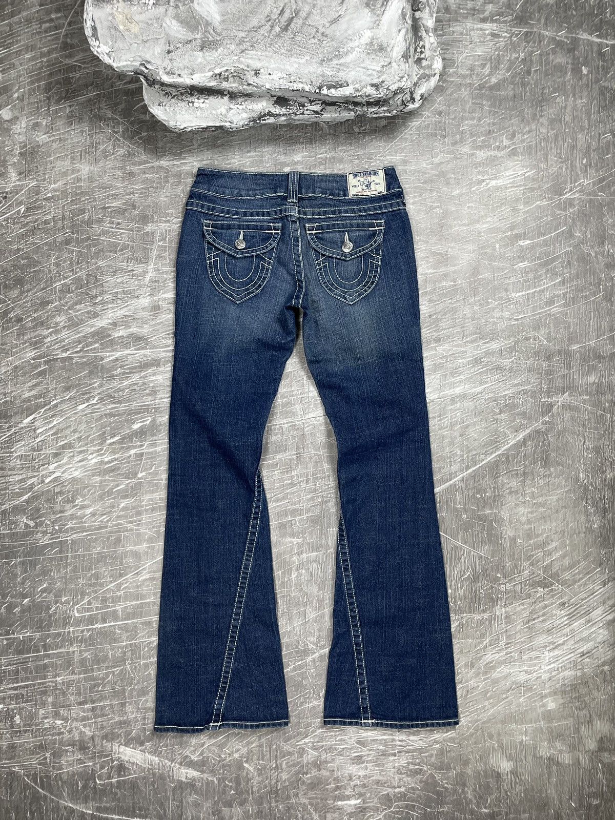 True Religion True Religion Rare Vintage Flared Contrast Stitch Y2K Jeans Size 26" / US 2 / IT 38 - 4 Thumbnail