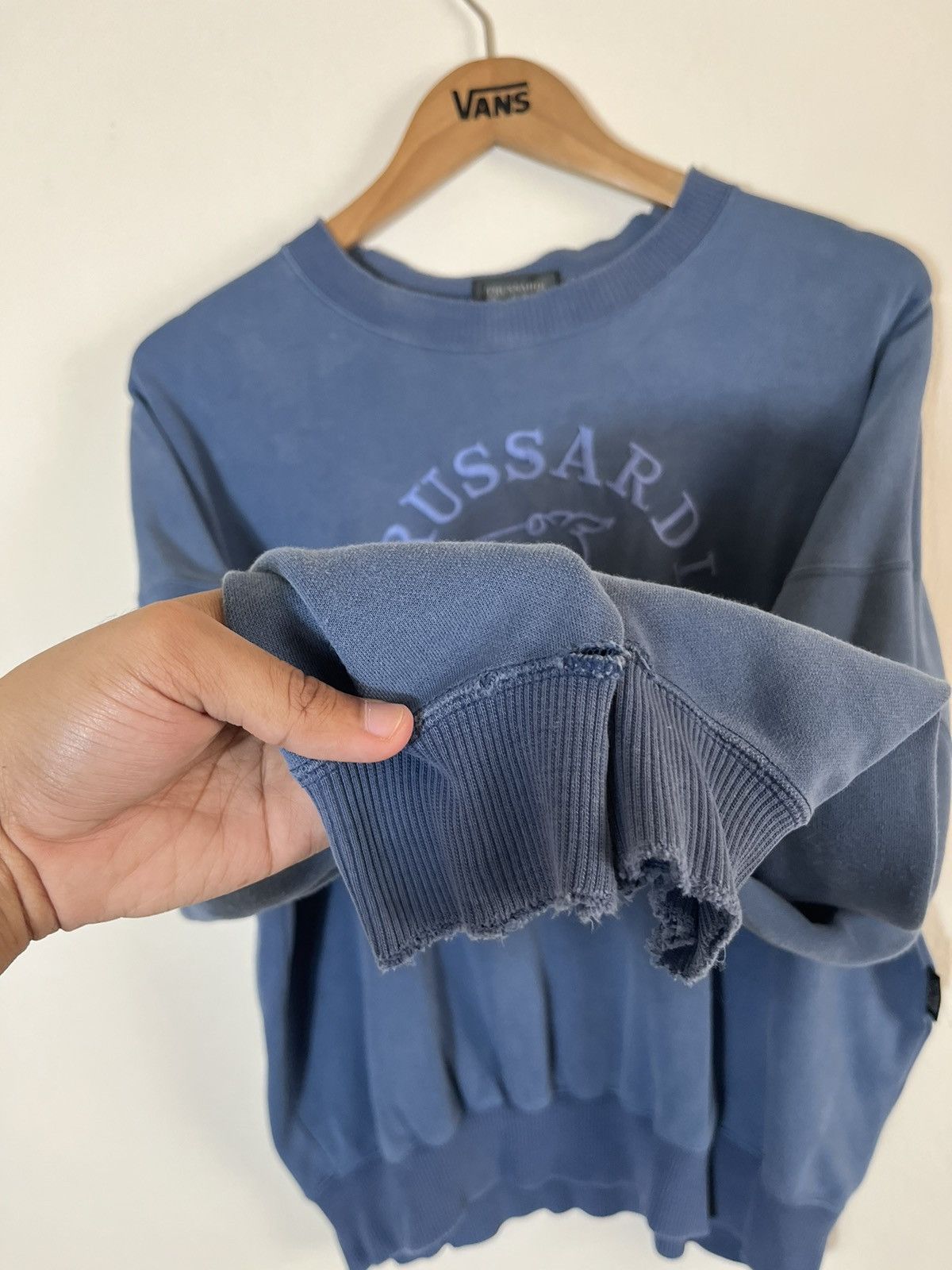 Trussardi Trussardi Jeans Distressed Sweatshirt Size US XS / EU 42 / 0 - 7 Thumbnail
