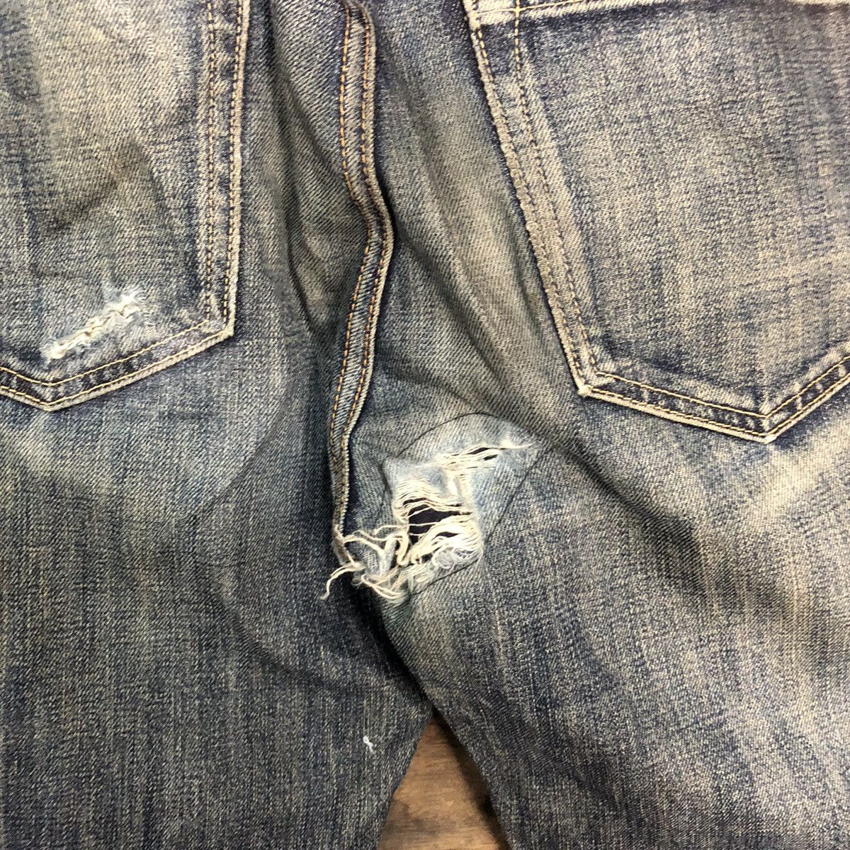 Uniqlo Uniqlo UJ faded Blue ripped distressed Denim Pants #7307 Size US 30 / EU 46 - 17 Thumbnail