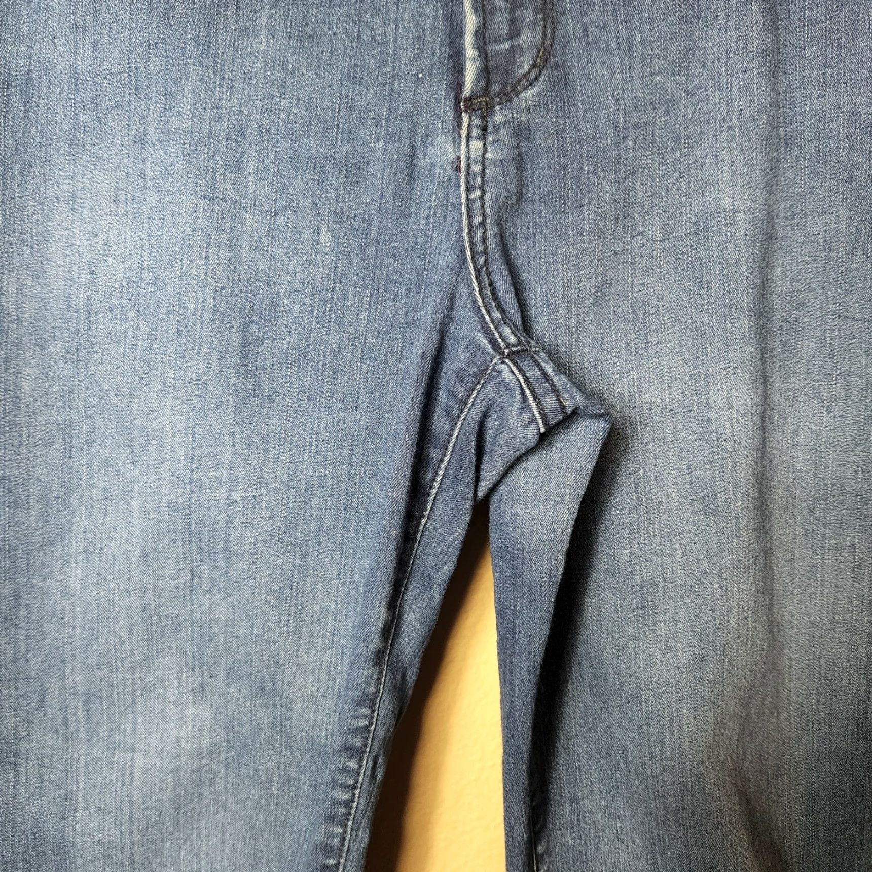 NYDJ VINTAGE NYDJ High Rise Skinny Straight Jeans-Size 8 Size 30" / US 8 / IT 44 - 4 Thumbnail