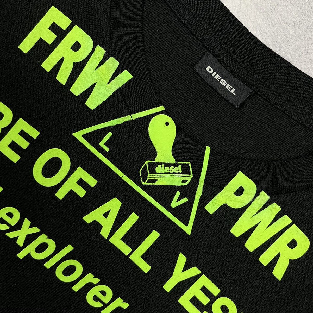 Diesel Designer Diesel T-Ball-X2 oversize neon big logo T Shirt Size US XS / EU 42 / 0 - 18 Thumbnail