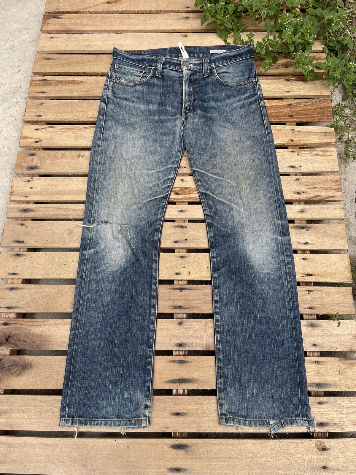 Levis 505 Distressed Faded Denim Jeans