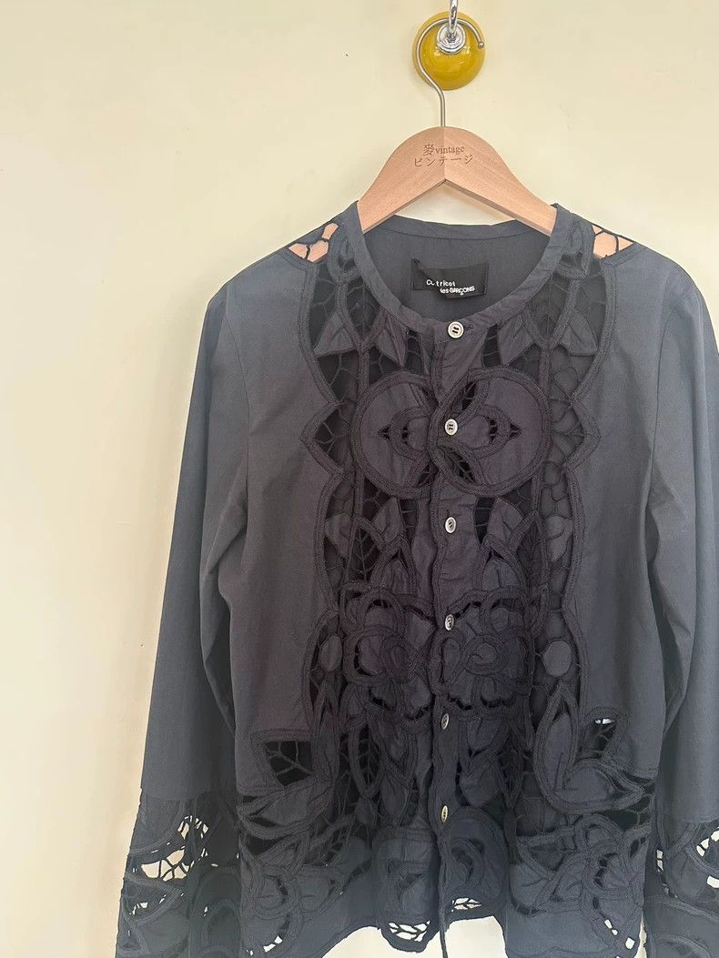 Comme des Garcons Comme Des Garcons Lace openwork lace coat Size M / US 6-8 / IT 42-44 - 3 Thumbnail