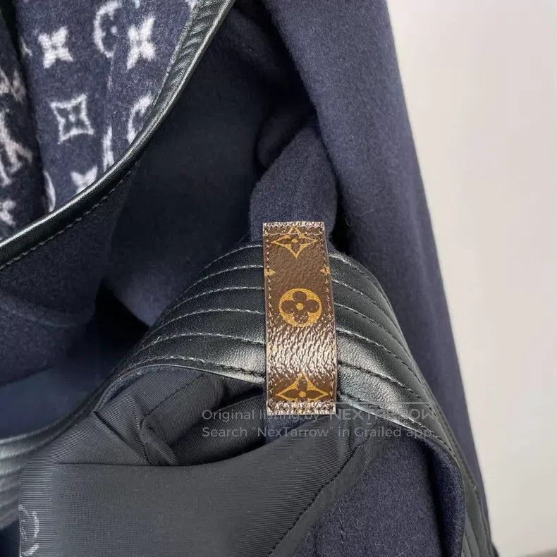 Louis Vuitton Louis Vuitton Dark blue presbyopic full-print bathrobe coa Size S / US 4 / IT 40 - 9 Thumbnail