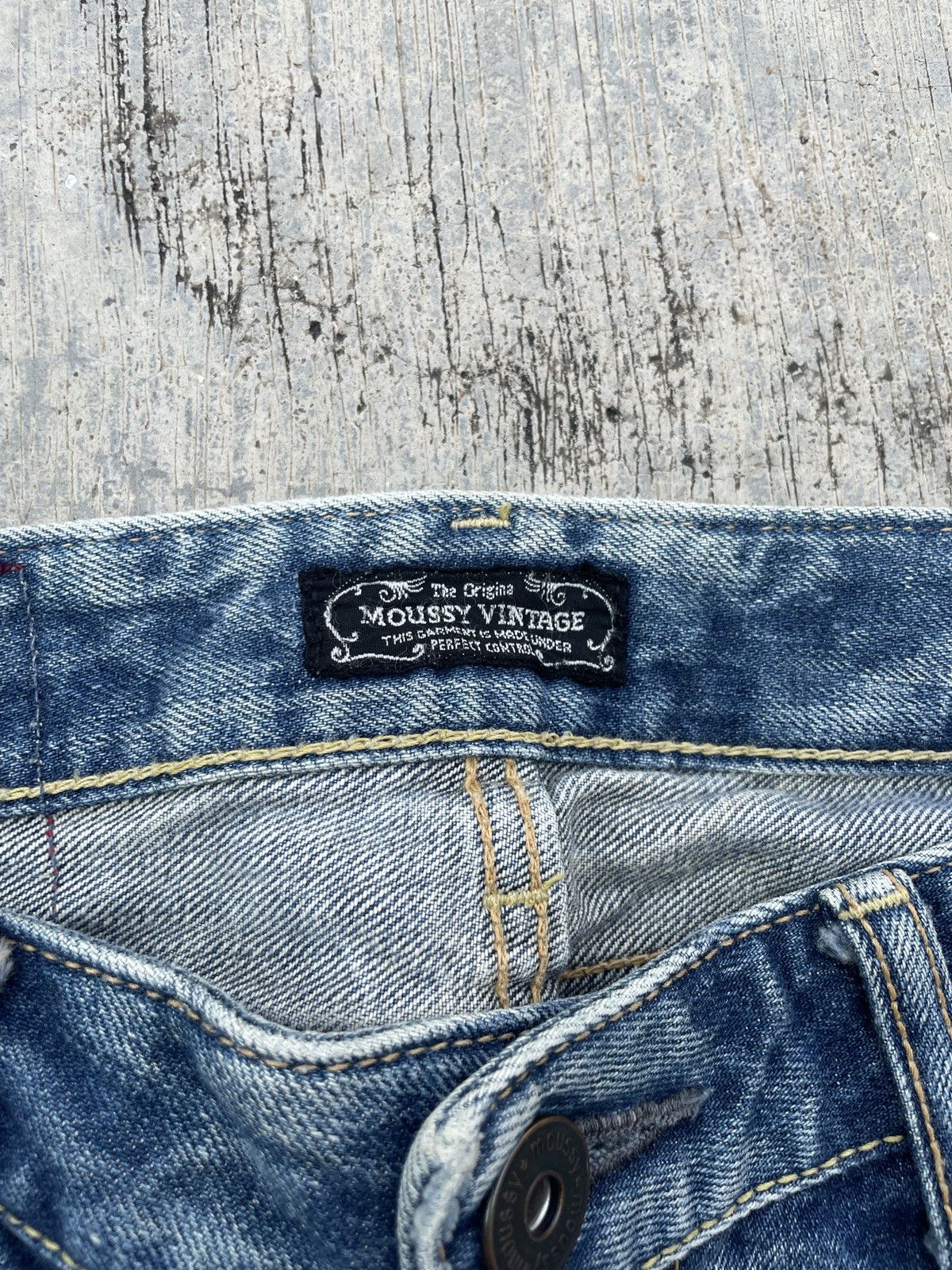 Japanese Brand 2000s JAPANESE BRAND MOUSY VINTAGE DISTRESSED FLARE JEANS Size US 30 / EU 46 - 3 Thumbnail