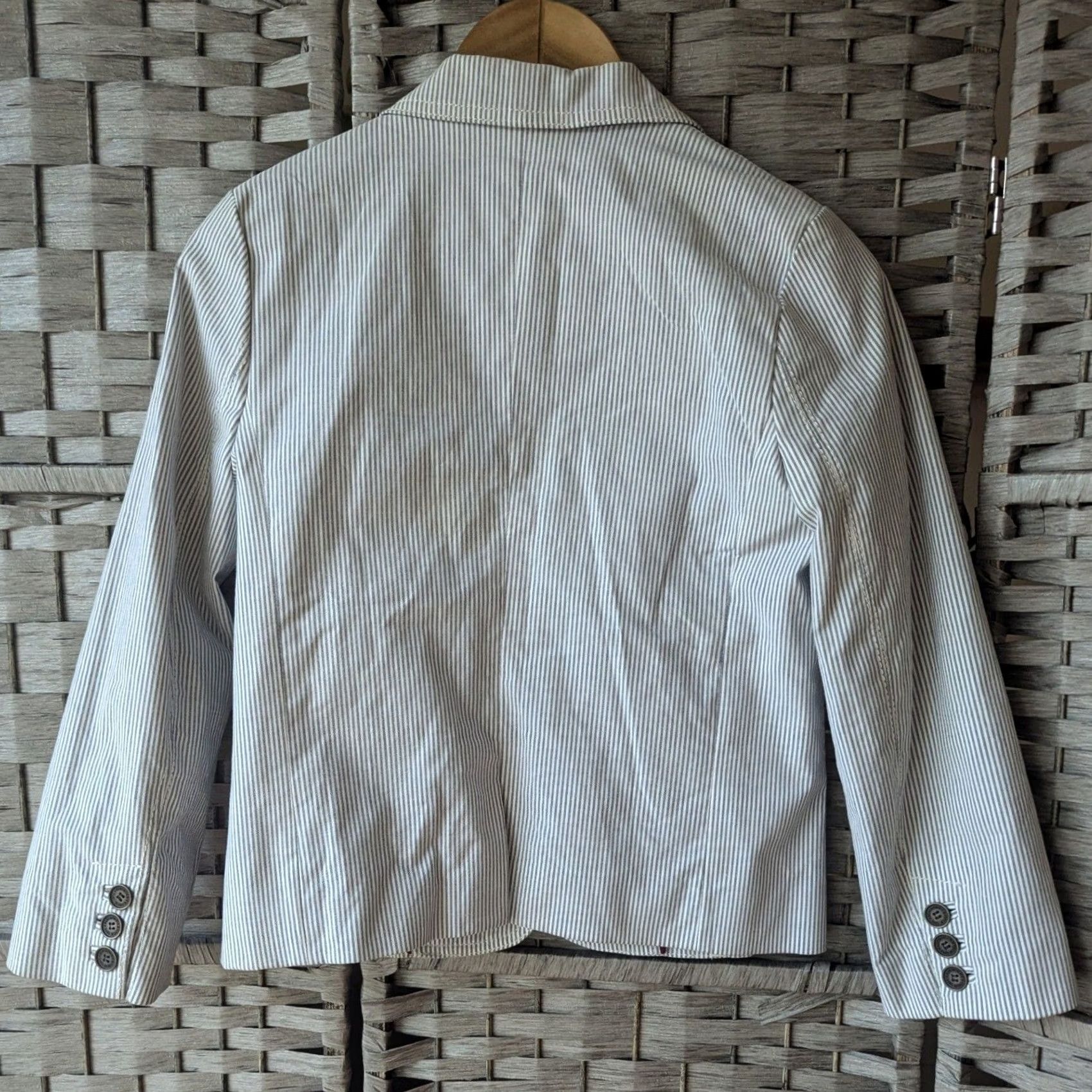 Abercrombie & Fitch Abercrombie & Fitch Blue White Pinstripe Crest Blazer Jacket Women S Notch Lapel Two-Button Front Casual Workwear Size S / US 4 / IT 40 - 2 Thumbnail
