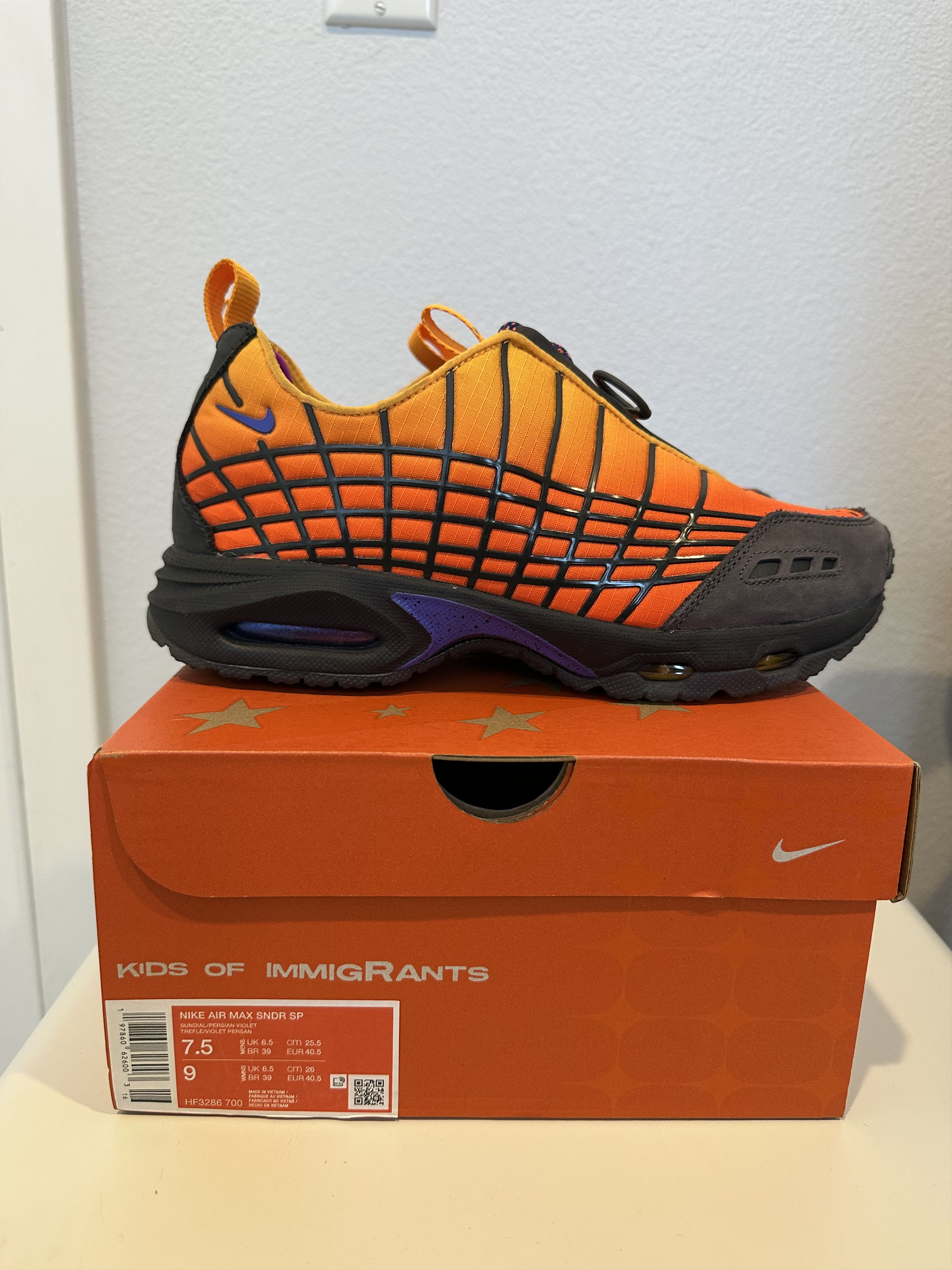 Nike Nike x Kids Of Immigrants Air Max Sunder Sunrise Size US 7.5 / EU 40-41 - 1 Thumbnail