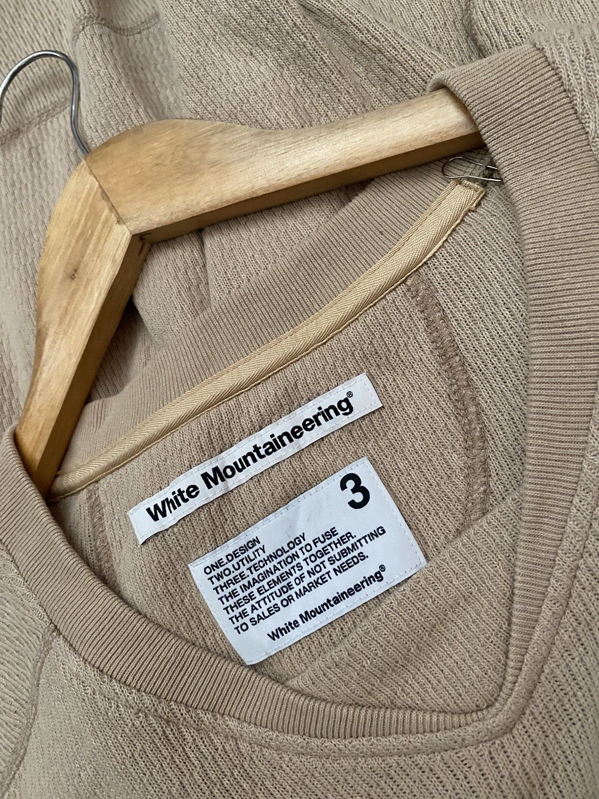 White Mountaineering White Mountaineering SS23 dray thermal Hockey t-shirt Size US L / EU 52-54 / 3 - 3 Thumbnail