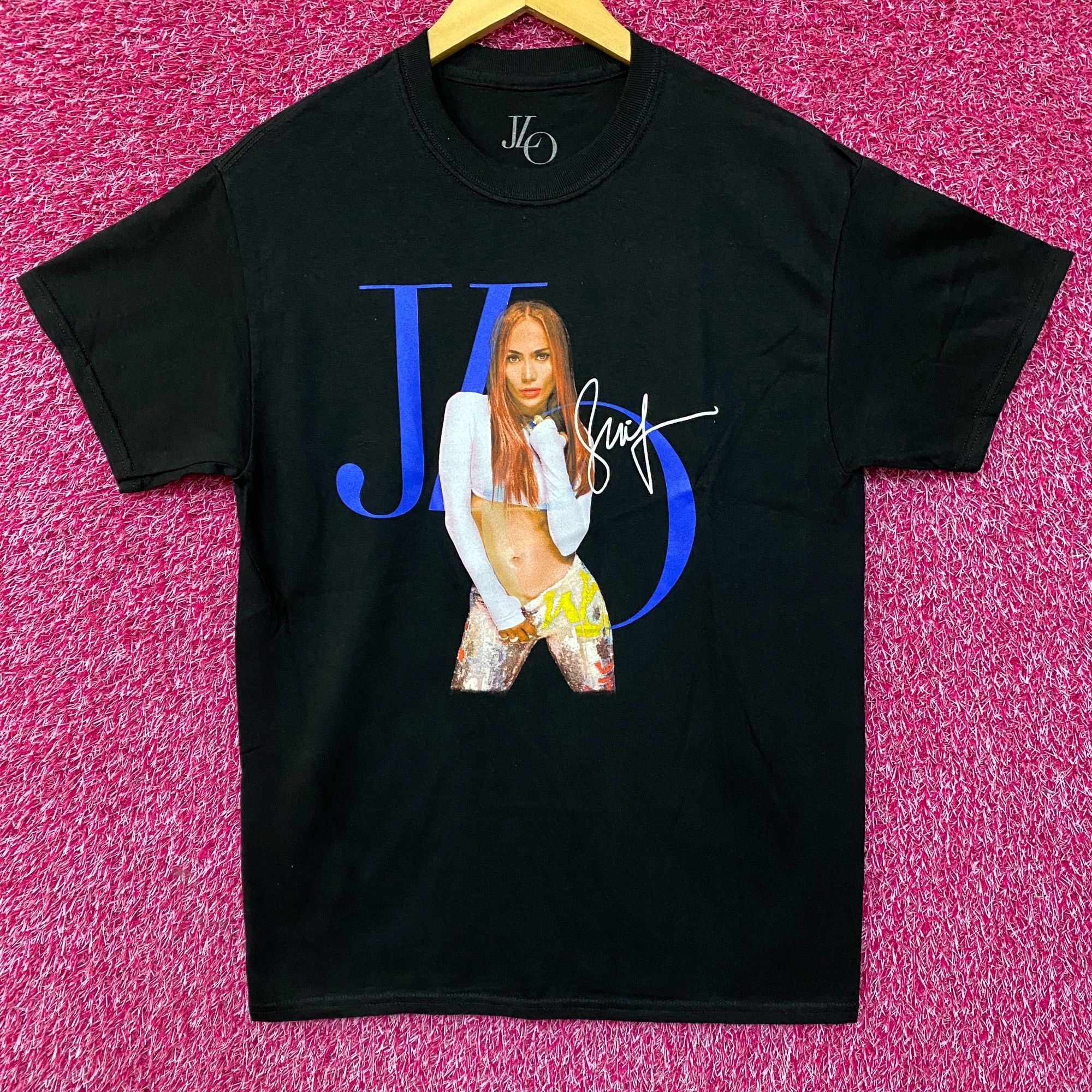 Other Jennifer Lopez JLO Signature Poster Dance Pop Tee S/M Size US M / EU 48-50 / 2 - 1 Thumbnail