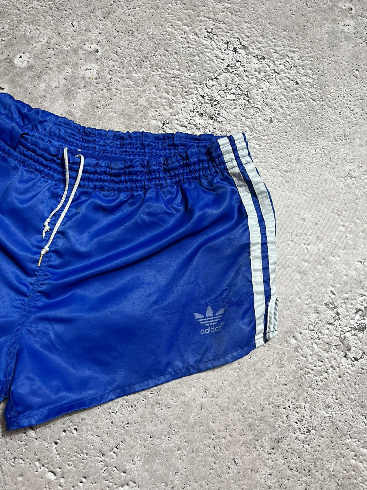 Adidas × Vintage Vintage Adidas 90s Training Running Shorts Size US 30 / EU 46 - 2 Thumbnail
