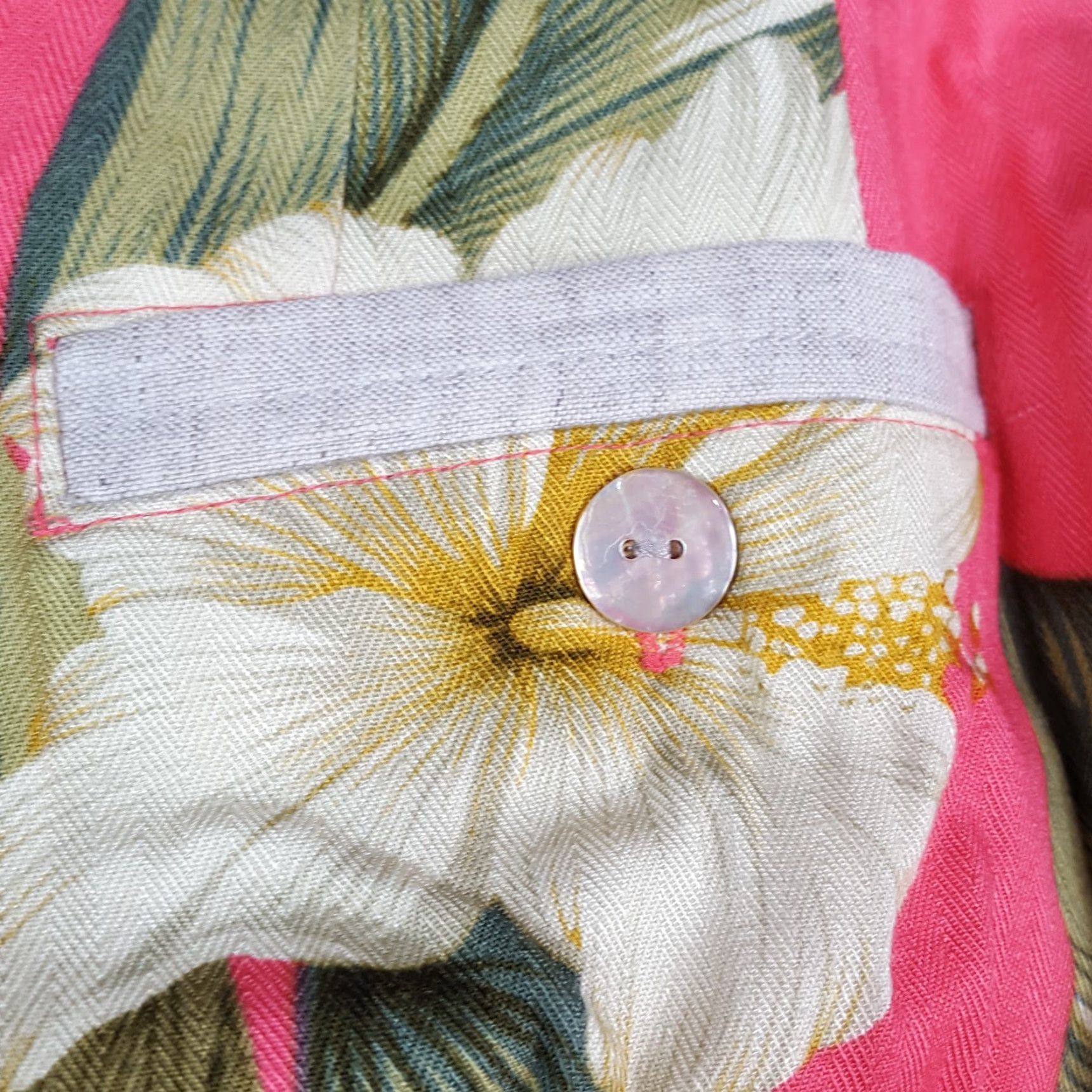 Vintage Vintage Tehama Women's Long Pencil Skirt 6 Pink Floral Rayon Y2K Retro 90s 00s All Seasons Size 28" / US 6 / IT 42 - 6 Thumbnail