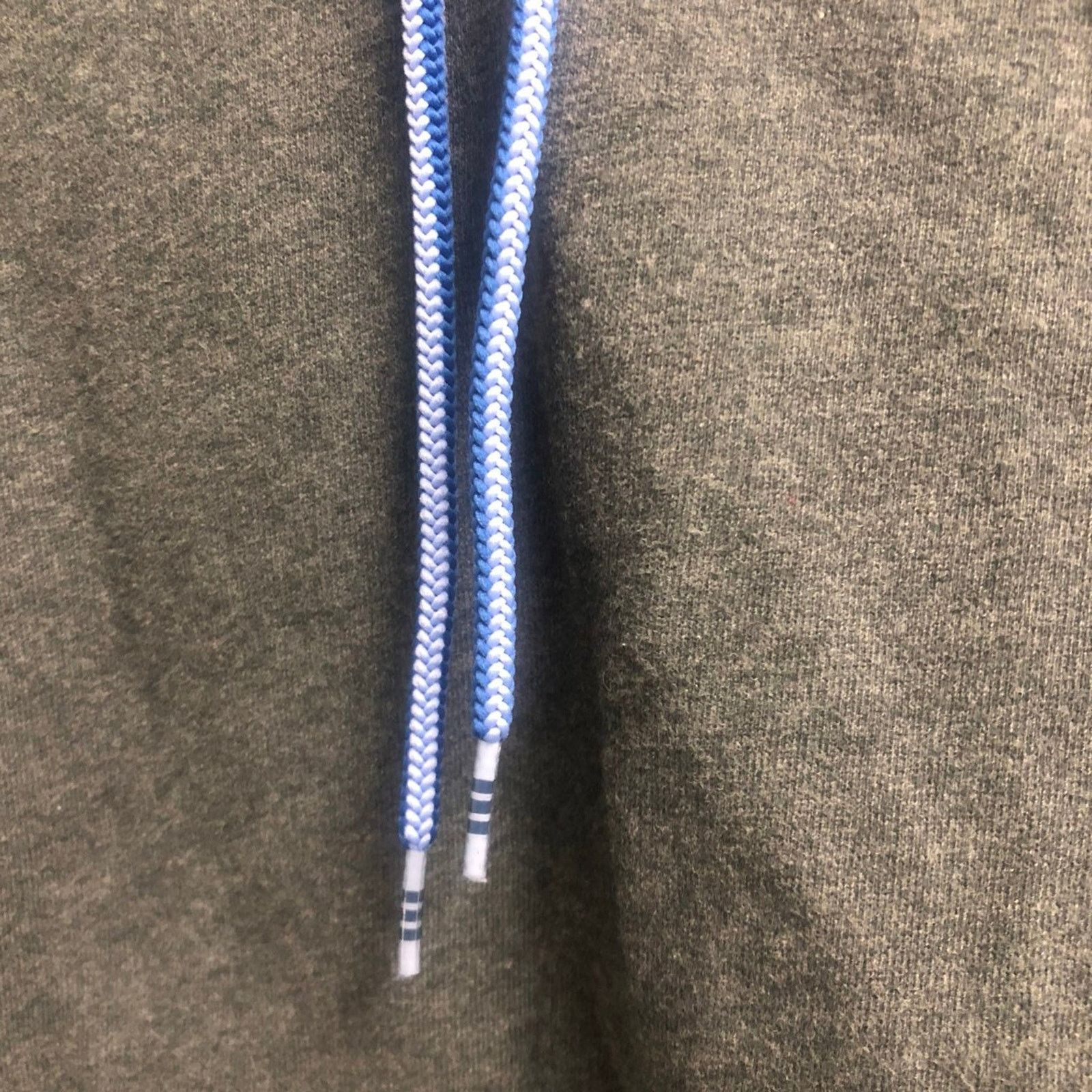 Adidas Adidas Gray Hoodie Sz Large Women Blue Stripe EUC Size L / US 10 / IT 46 - 3 Thumbnail