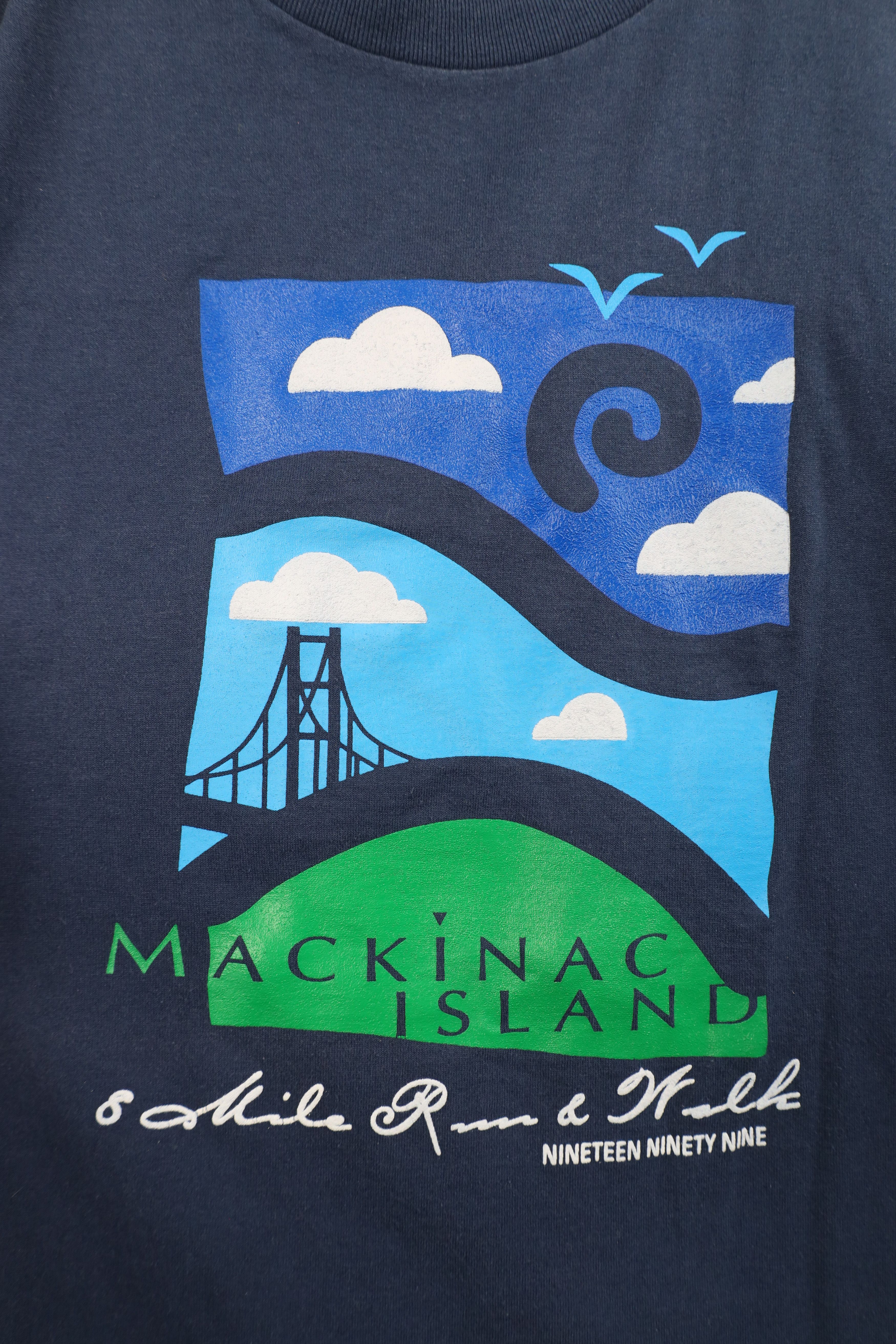 Vintage Vintage 90s Mackinac Island 8 Mile Run Walk T-Shirt Blue Size US L / EU 52-54 / 3 - 4 Thumbnail