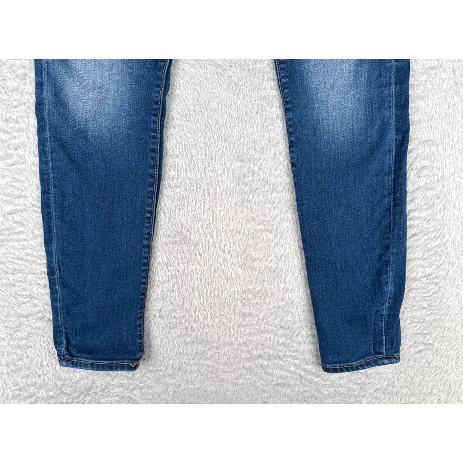 True Religion True Religion Jeans Women 27 Blue Denim Mid Rise Super Skinny Med Wash Low 26x28 Size 27" / US 4 / IT 40 - 2 Thumbnail