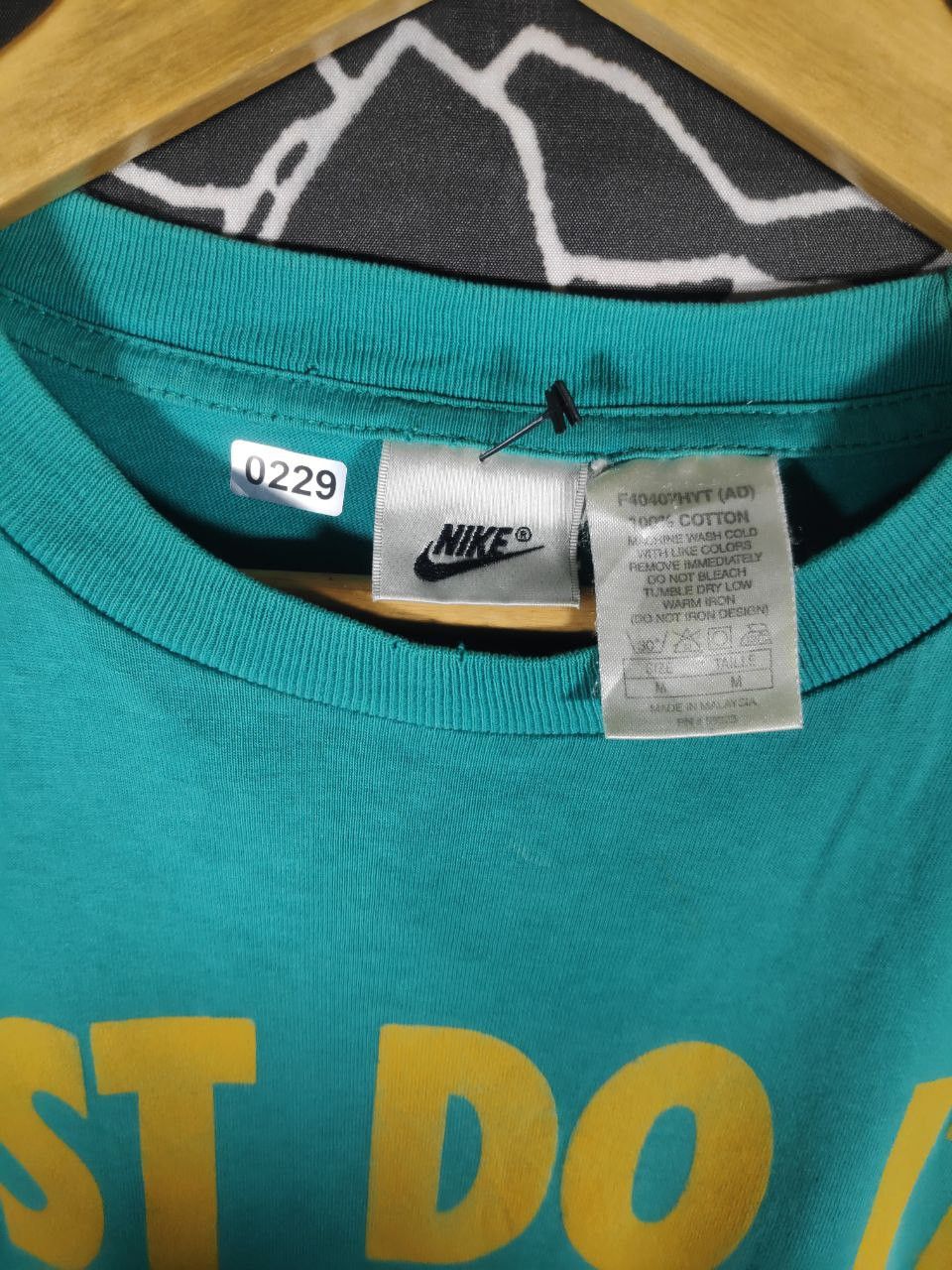 Nike × Vintage Vtg 90s Nike Just Do It Spell Out Swoosh Tee Size M Size US M / EU 48-50 / 2 - 8 Thumbnail