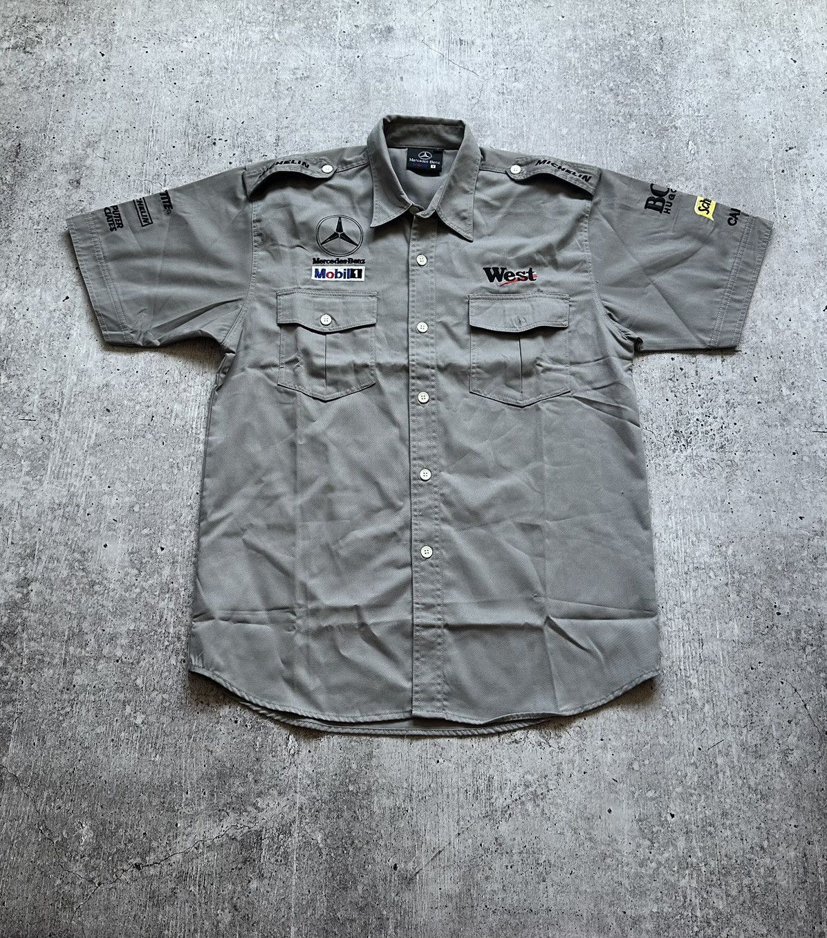 Mercedes-Benz Vintage Mercedes-Benz West Formula 1 Button Up Shirt Size US L / EU 52-54 / 3 - 1 Thumbnail