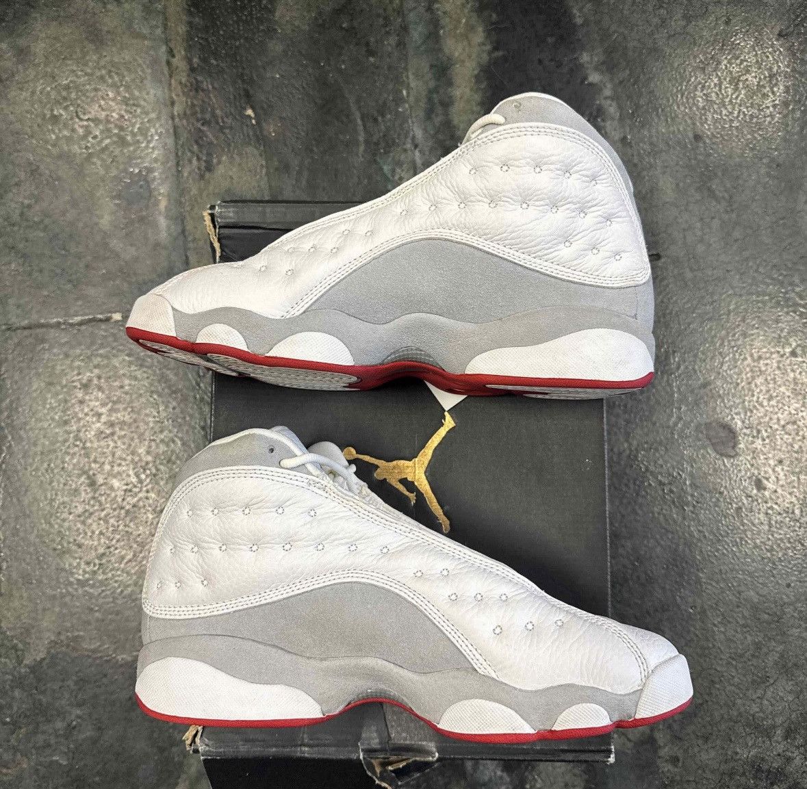Nike Jordan 13 Wolf Grey GS Size US 7 / EU 40 - 2 Thumbnail