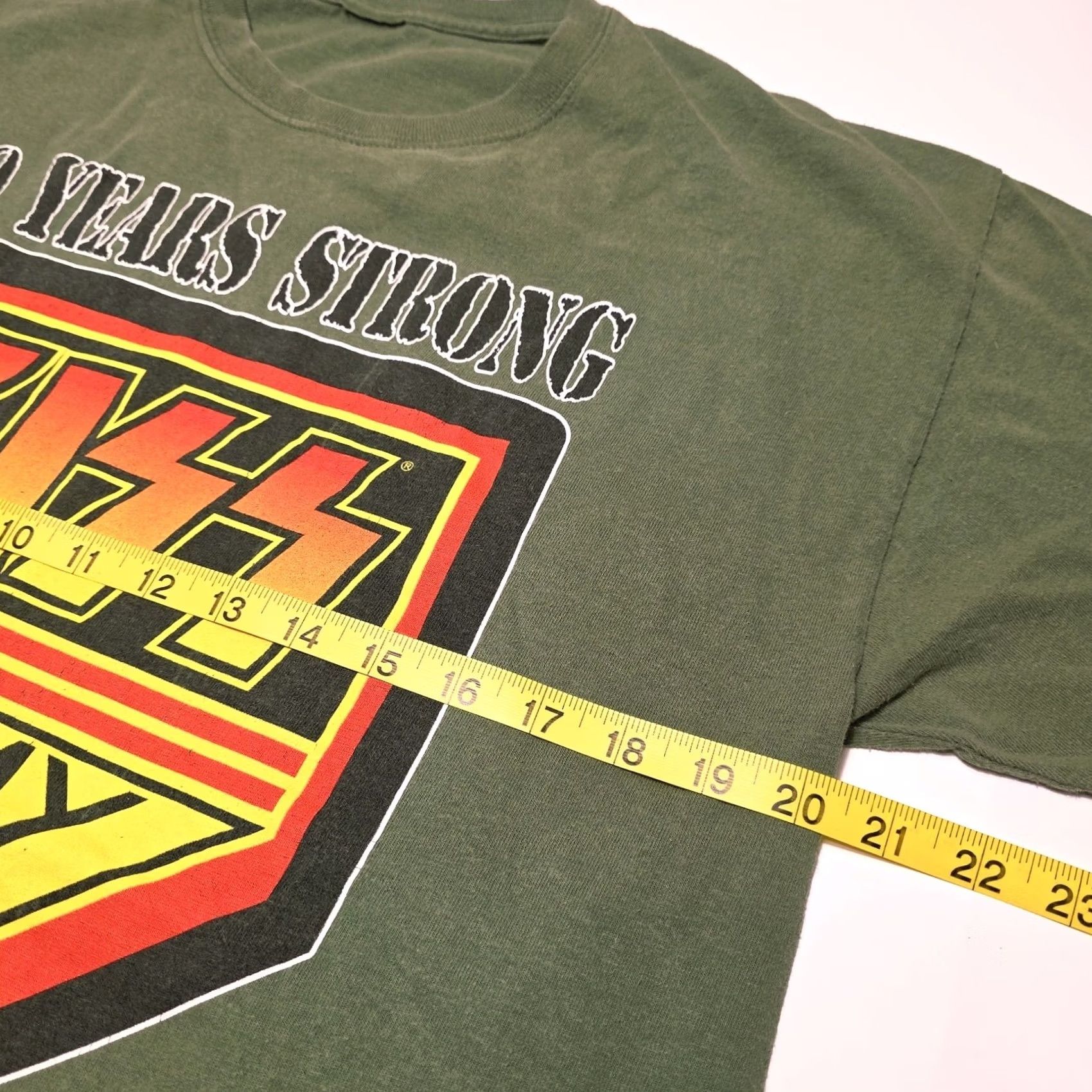 Vintage KISS ARMY 40 Years Strong T-shirt Size Large 2014 Proud To Be An American Shirt Mens Crew Neck Short Sleeve Graphic Print Army Green Cotton Size US L / EU 52-54 / 3 - 5 Thumbnail