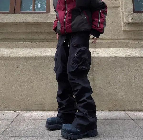 VIBE Vintage pleated multi-pocket nylon cargo trousers Size US 32 / EU 48 - 1 Thumbnail