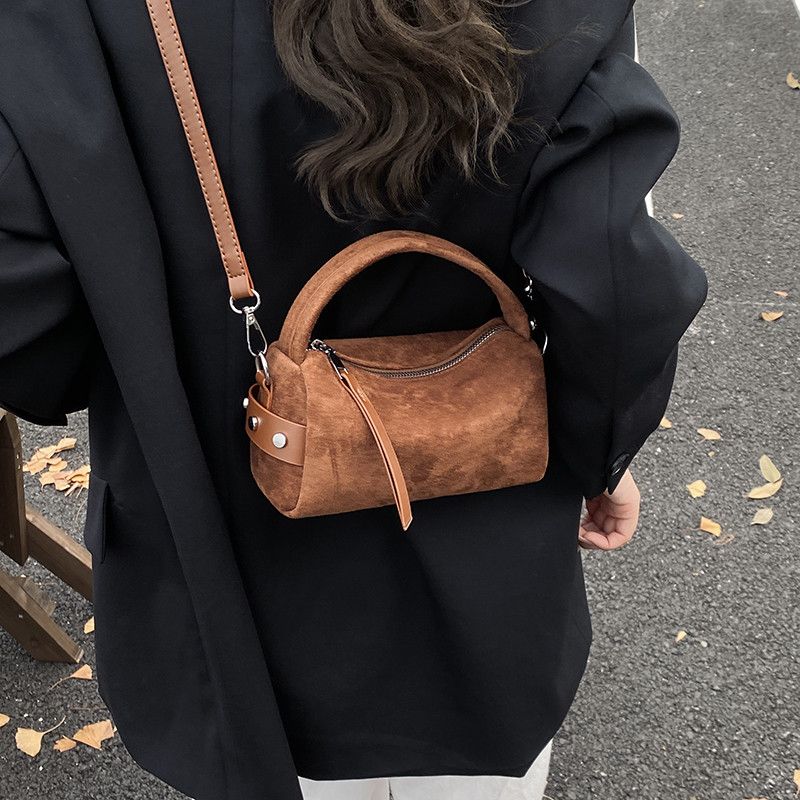 Leather Retro Luxe Mini Bucket Bag Size ONE SIZE - 2 Thumbnail