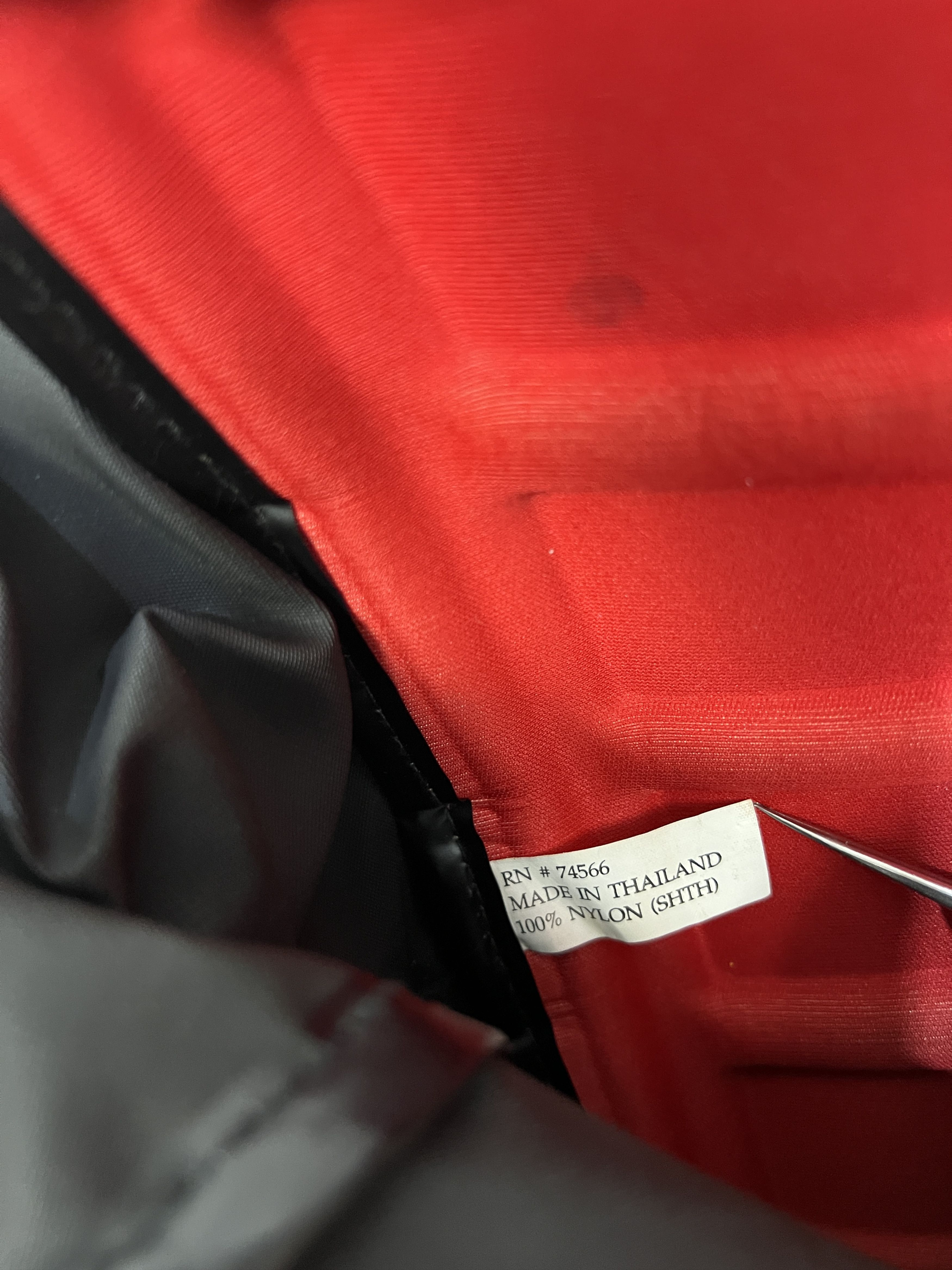 Vintage Marlboro Adventure Team Backpack Hiking Camping Size ONE SIZE - 9 Thumbnail