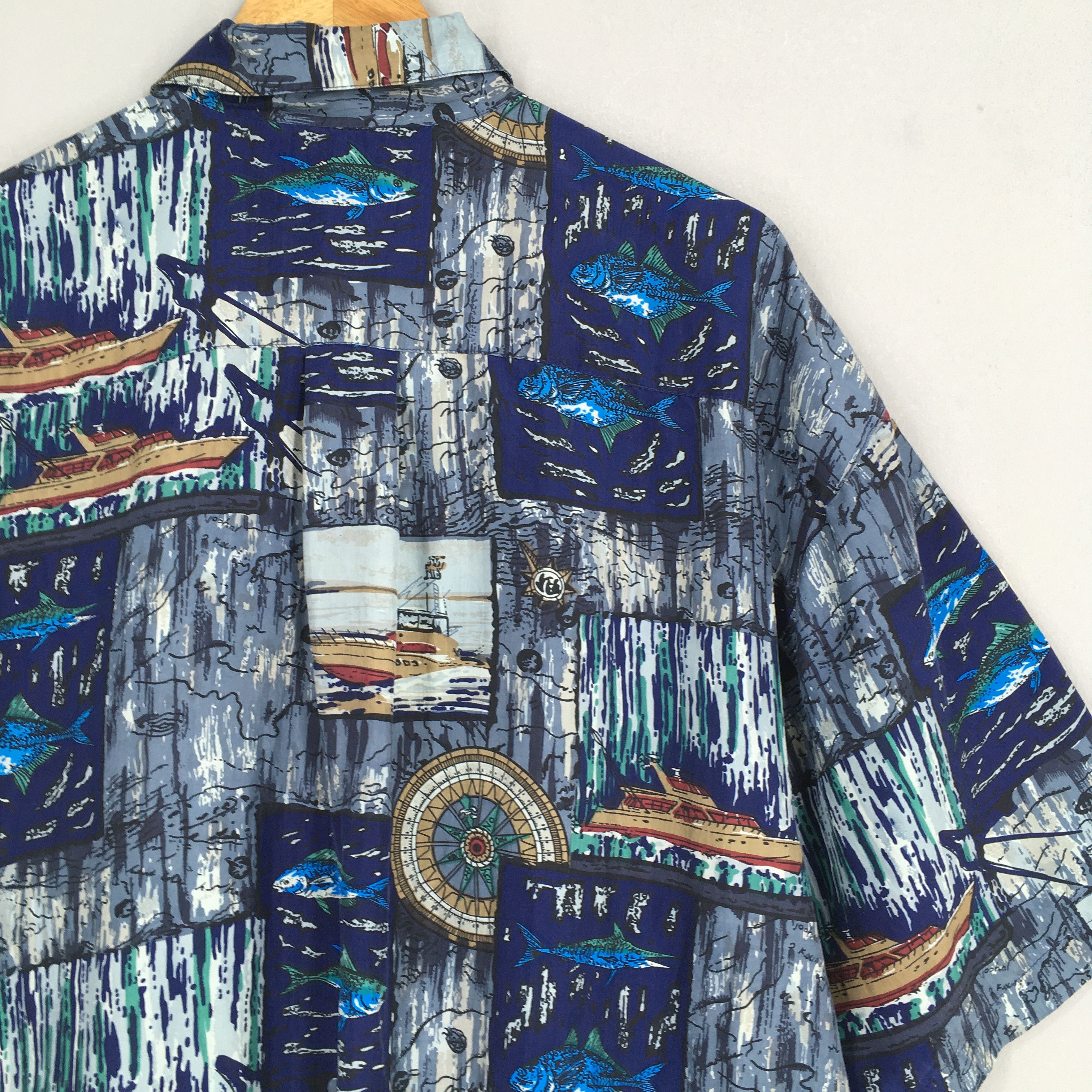 Other Vintage Fish Sailing Hawaiian Silk Shirt XLarge Size US XL / EU 56 / 4 - 7 Thumbnail