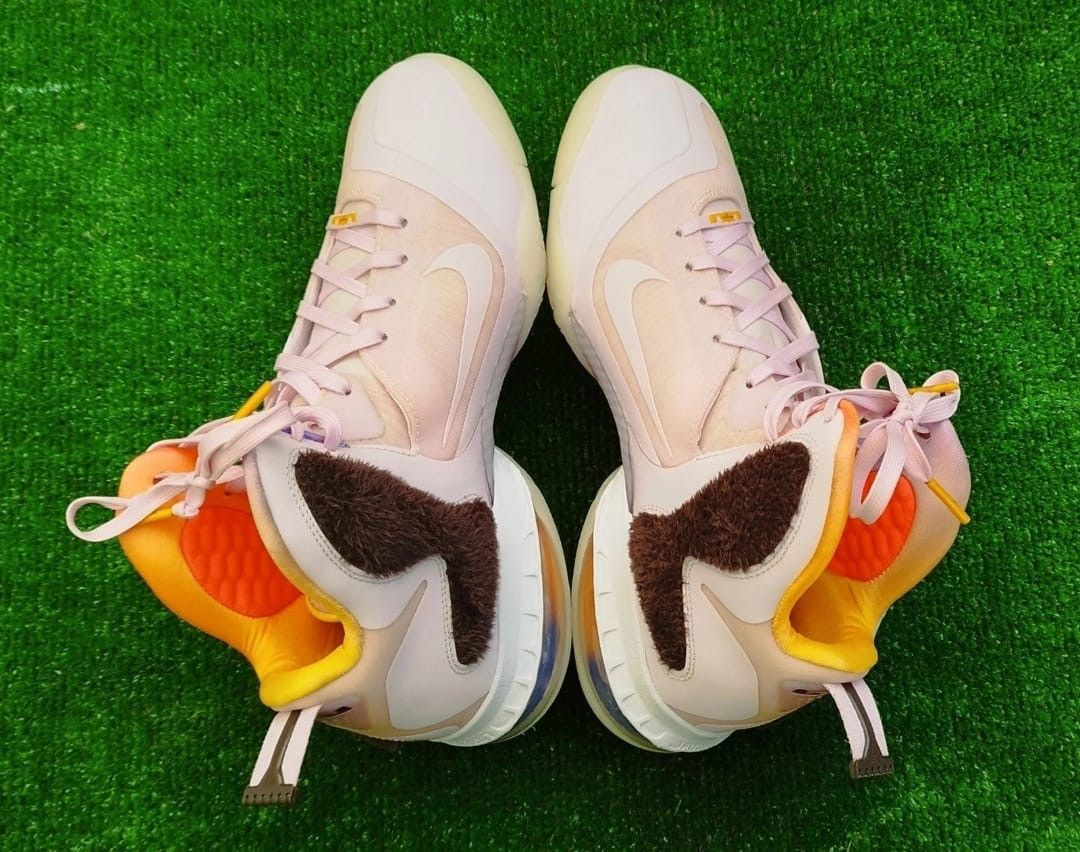 Nike Shoes Nike LeBron 9 King of LA Size US 9 / EU 42 - 4 Thumbnail