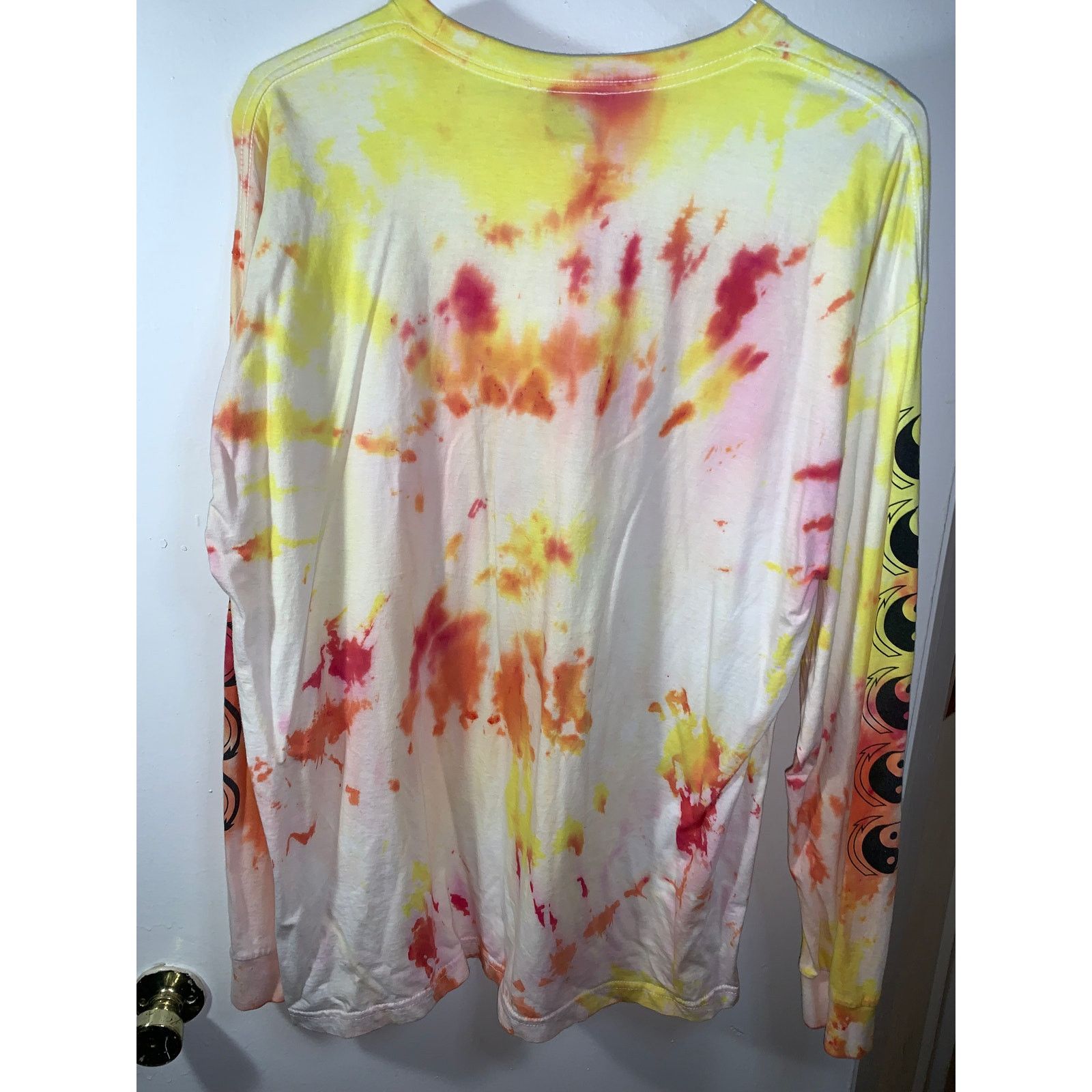 Commonwealth Proper Commonwealth DC Bruce Lee Memorial Tie-Dye LS Tee Size US XL / EU 56 / 4 - 7 Thumbnail