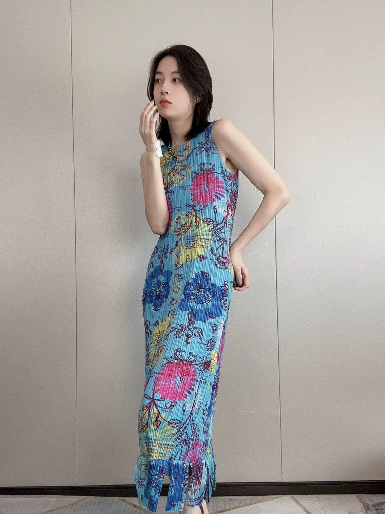 Issey Miyake Blue pleated dress