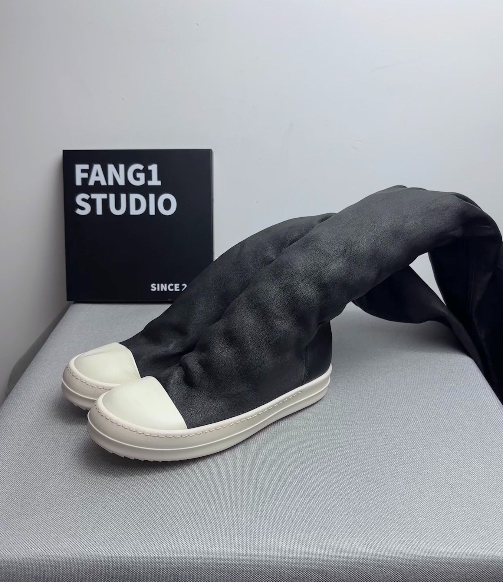 Rick Owens Rick Owens Leather Long Boots us_6 Women Size US 6 / IT 36 - 1 Thumbnail