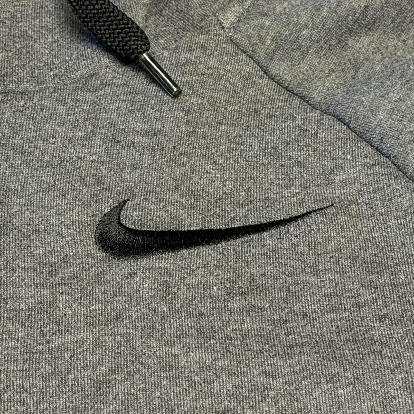 Nike Nike Dri-FIT Hoodie Mens Small Gray Pullover Fleece Side Pockets Swoosh Size US S / EU 44-46 / 1 - 3 Thumbnail