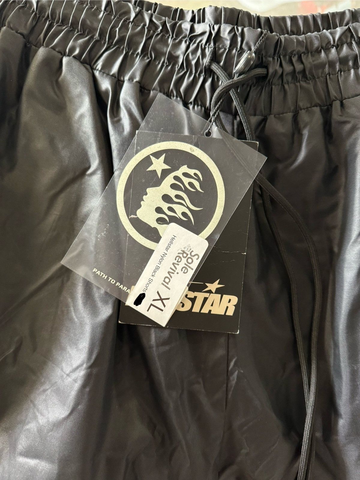 HELLSTAR HELLSTAR BLACK SHORTS SIZE XL Size US 40 / EU 56 - 8 Thumbnail