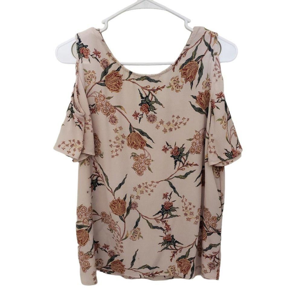Designer CT199 Ladies C & E V-neck Open Shoulder Floral Blouse M Size M / US 6-8 / IT 42-44 - 4 Thumbnail