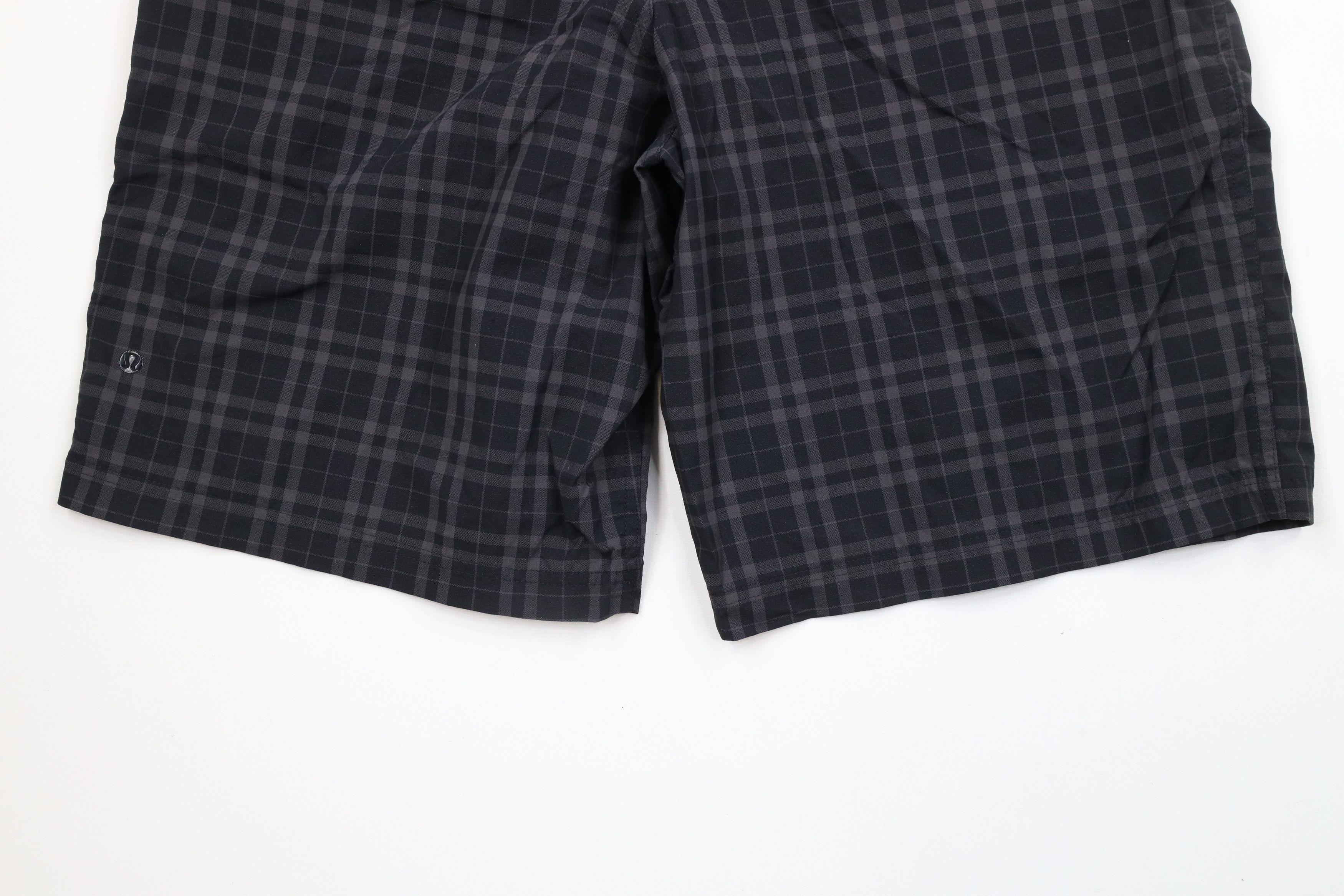 Popular Lululemon Kahuna Shorts Black Gray Checkered 34