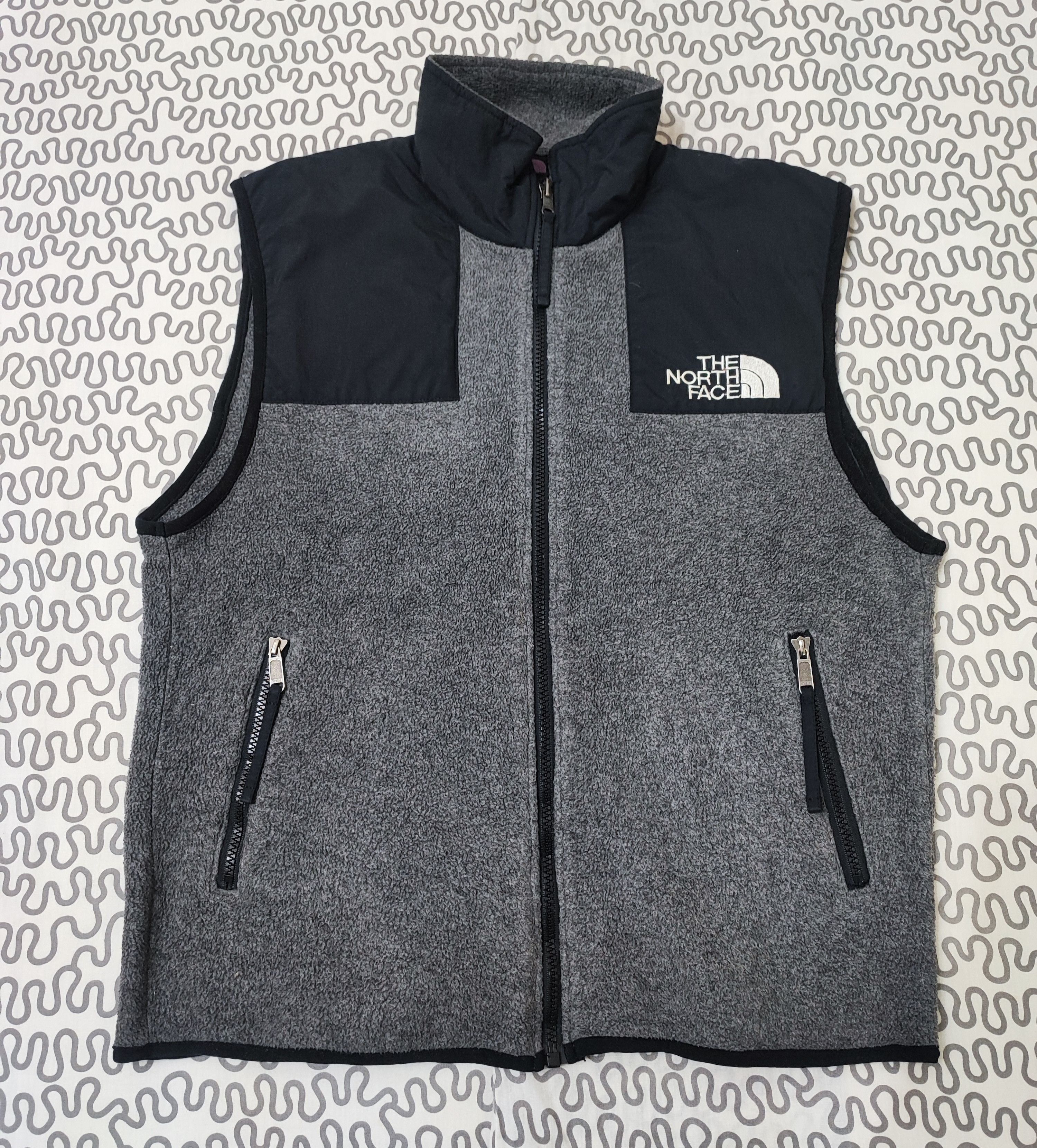 The North Face × Vintage Vintage 90's The North Face Armadilla Edition Fleece Vest Size US M / EU 48-50 / 2 - 8 Thumbnail