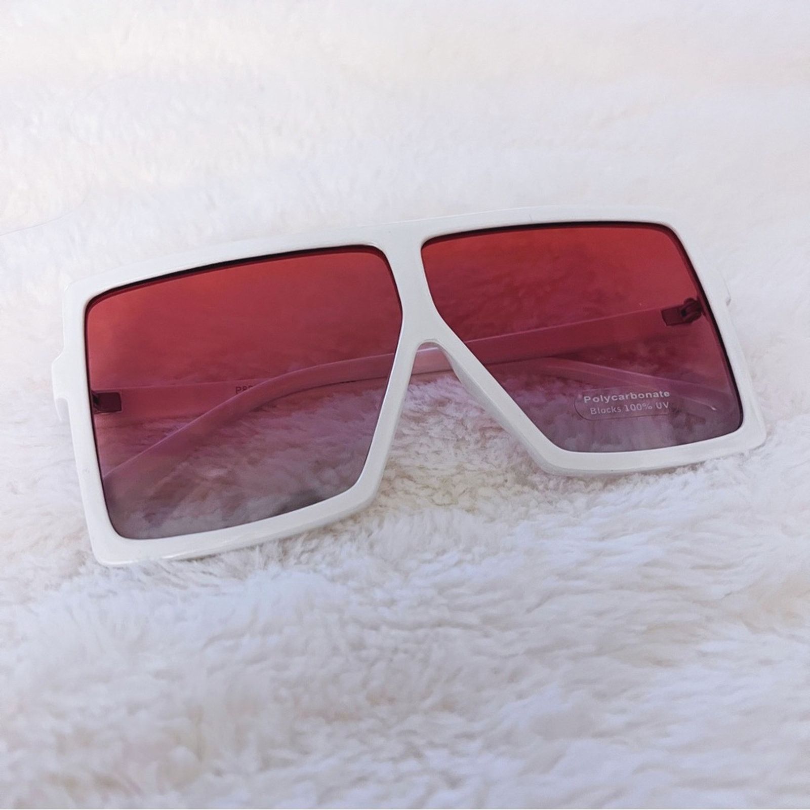 Other Ivonne White & Pink Oversized Square Sunglasses Size ONE SIZE - 1 Thumbnail
