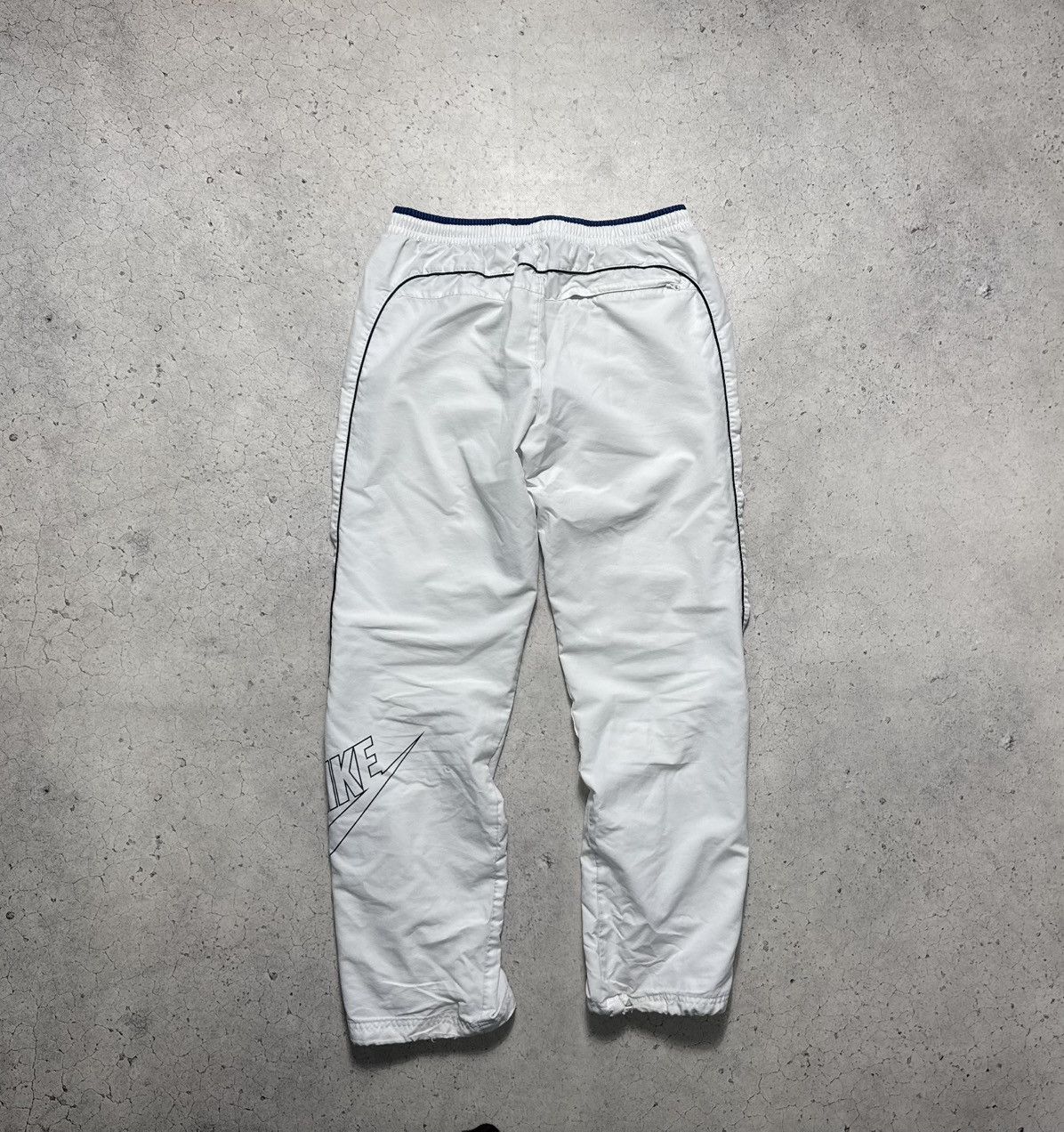 Nike Nike Big Swoosh Vintage 90’s Nylon Track Pants Jogers Size M Size US 32 / EU 48 - 8 Thumbnail