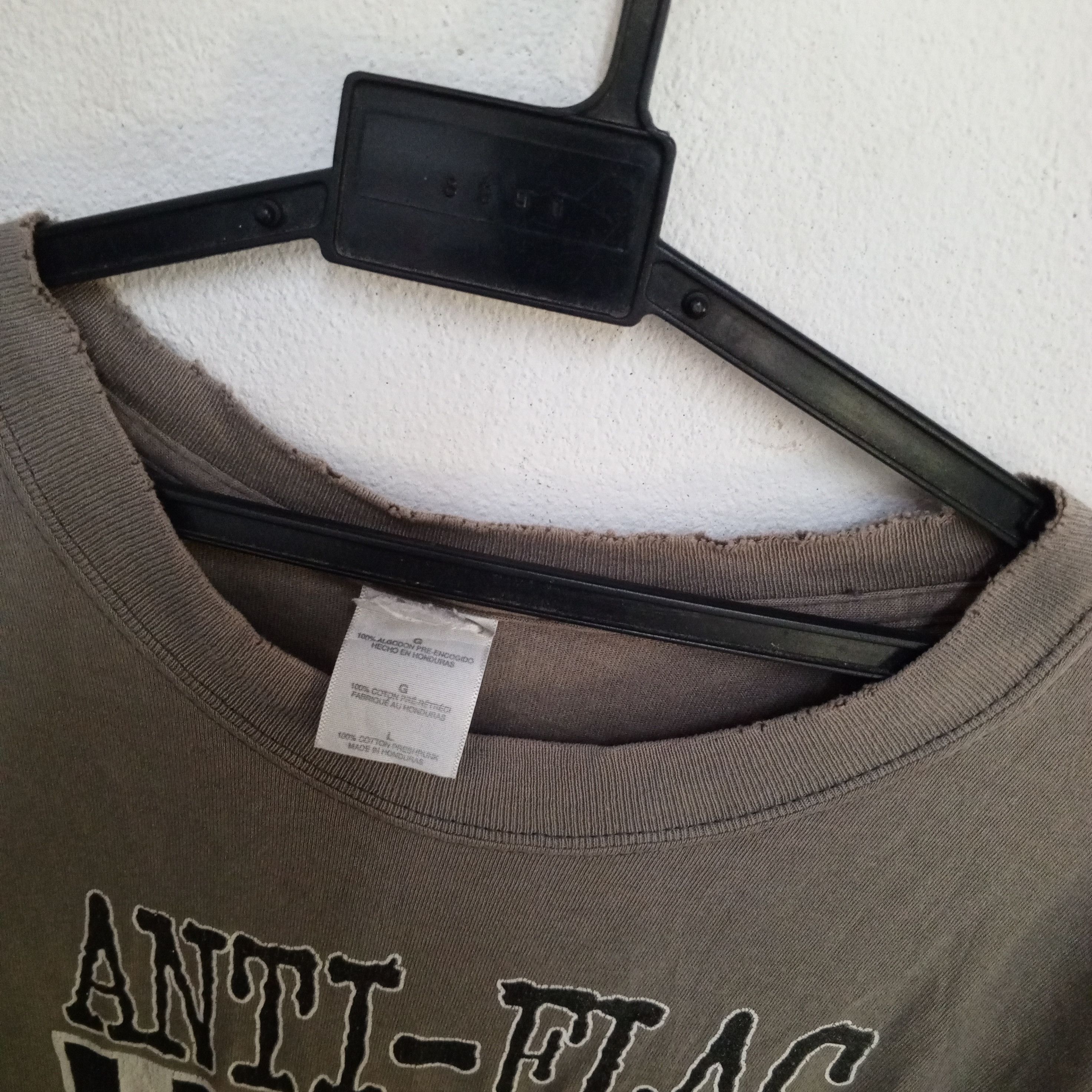 Band Tees × Vintage GILDAN BAND TEES ANTI FLAG Size US L / EU 52-54 / 3 - 5 Thumbnail