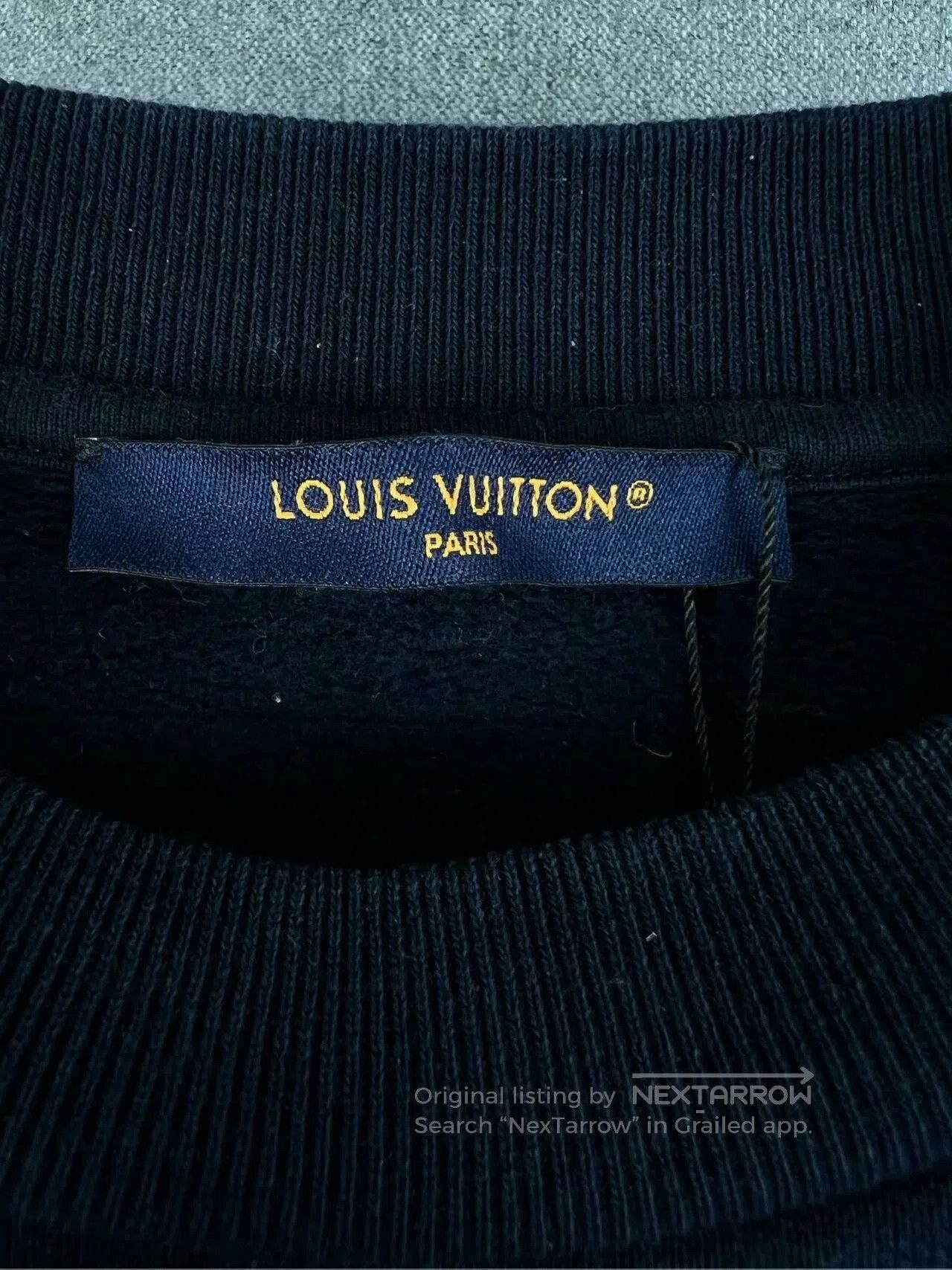 Louis Vuitton louis vuitton plush logo sweatshirt in blue. Size US M / EU 48-50 / 2 - 4 Thumbnail