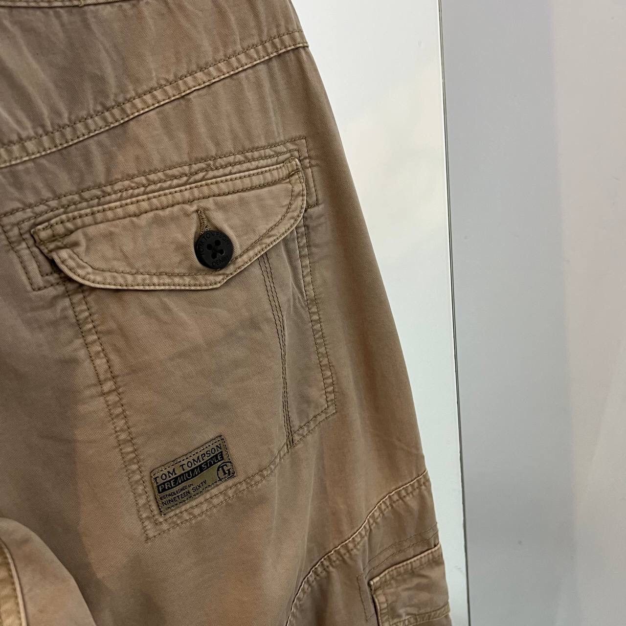 Vintage Vintage Multi Pocket Cargo Pants Japanese Brand Y2k Style Size US 34 / EU 50 - 4 Thumbnail