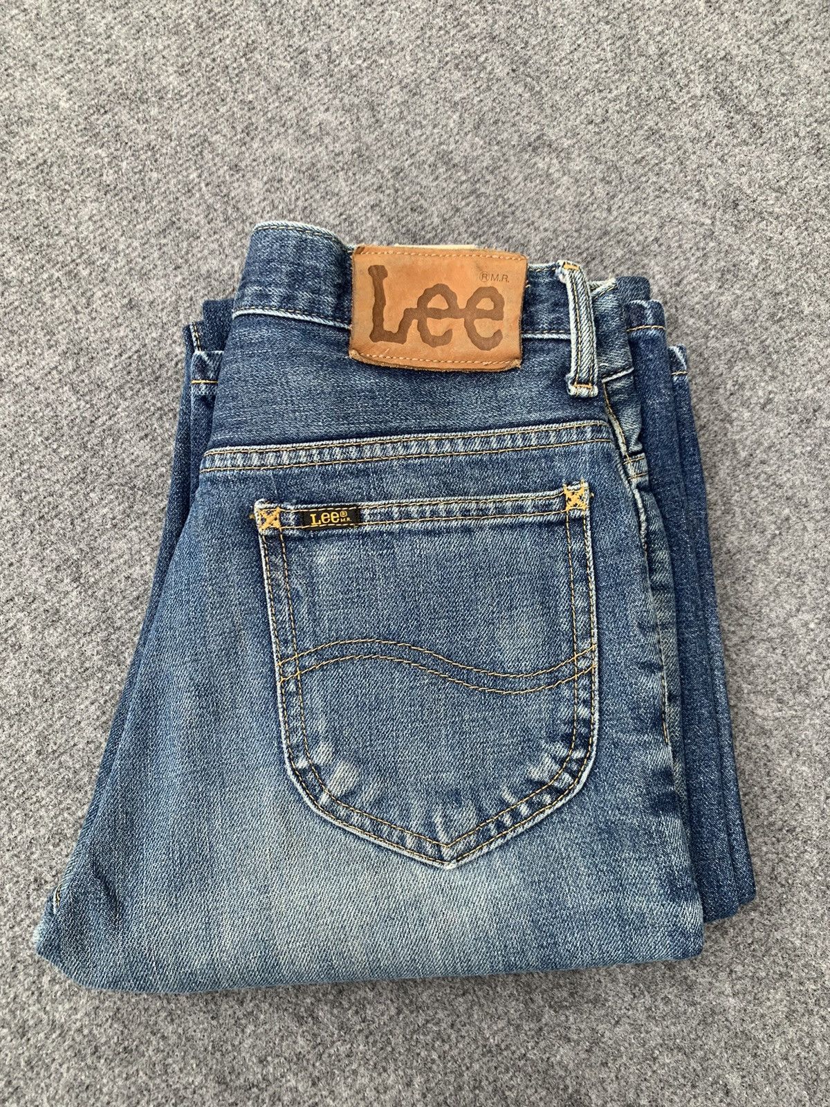 Lee FLARE DISTRESSED LEE RIDER. Size US 28 / EU 44 - 12 Thumbnail