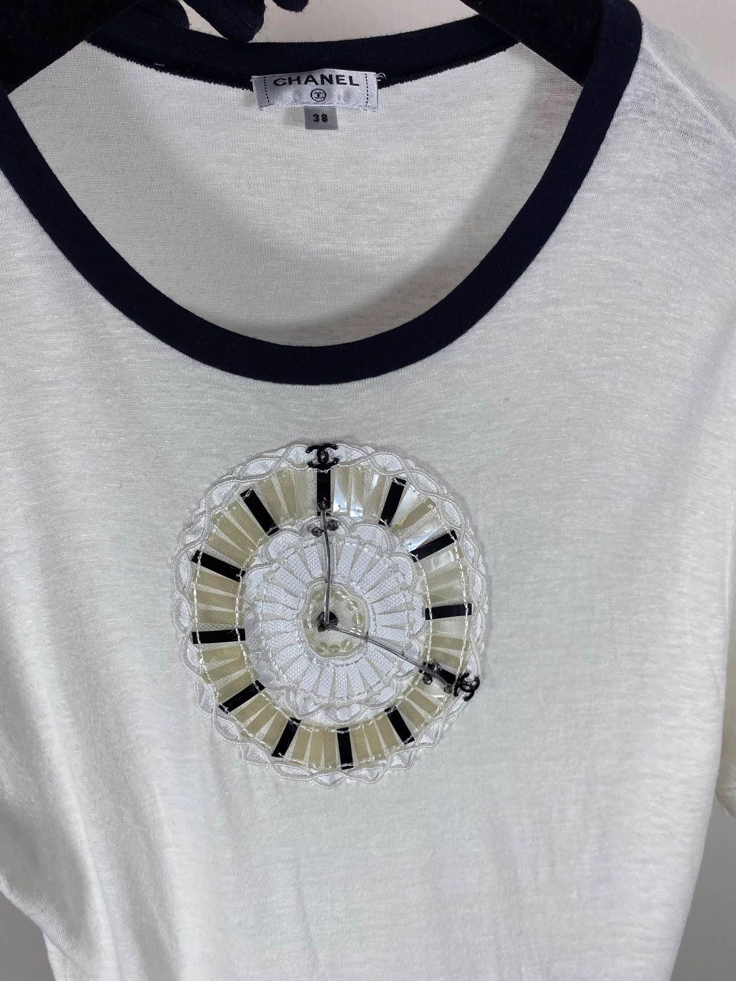 Chanel Chanel Clock T-shirt 98 New Authentic Size 38 Size S / US 4 / IT 40 - 7 Thumbnail