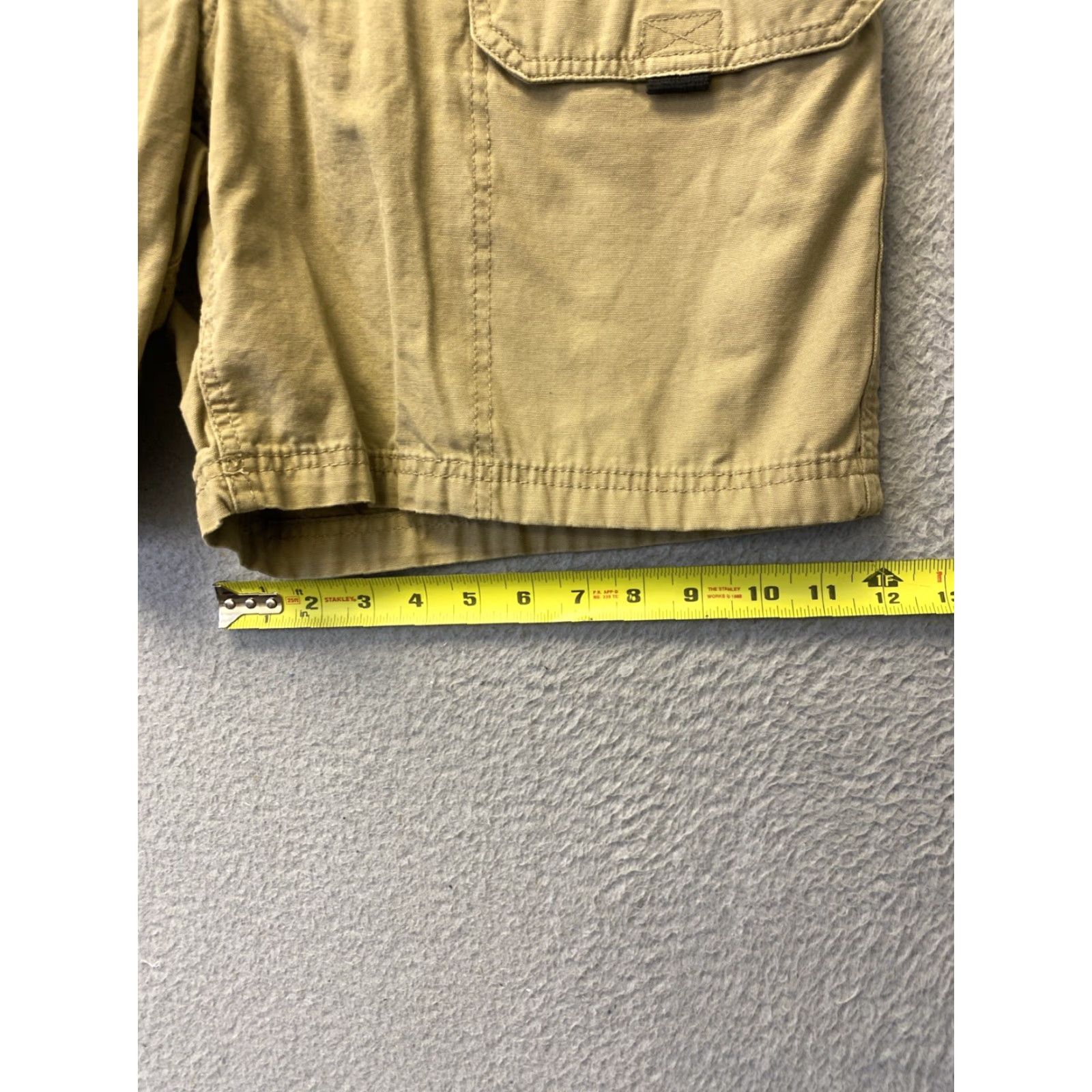 Wrangler VINTAGE Wrangler Men's Cargo Shorts Size 36 Light Brown Cotton Blend Casual 2000s Size US 36 / EU 52 - 6 Thumbnail