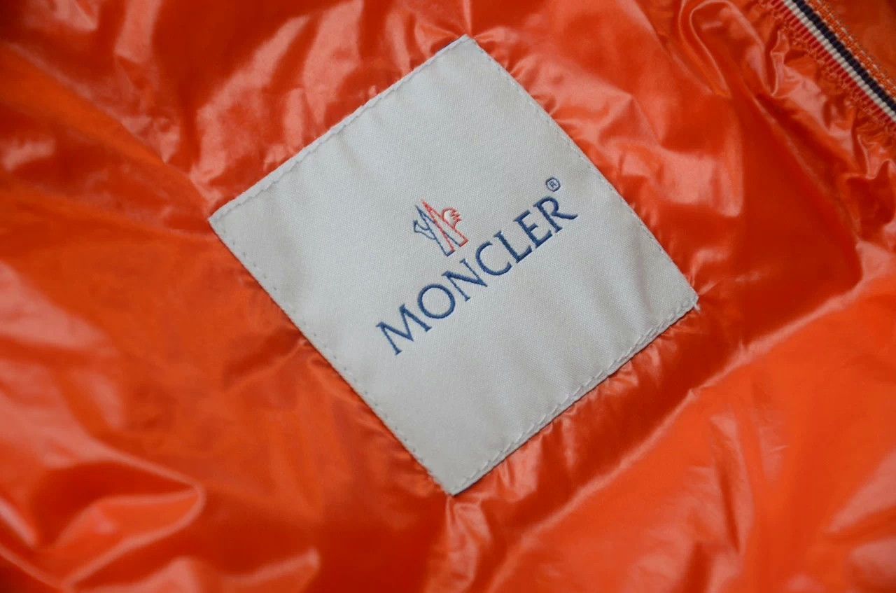 Moncler Moncler orange lightweight down logo S unisex jacket Size US S / EU 44-46 / 1 - 7 Thumbnail