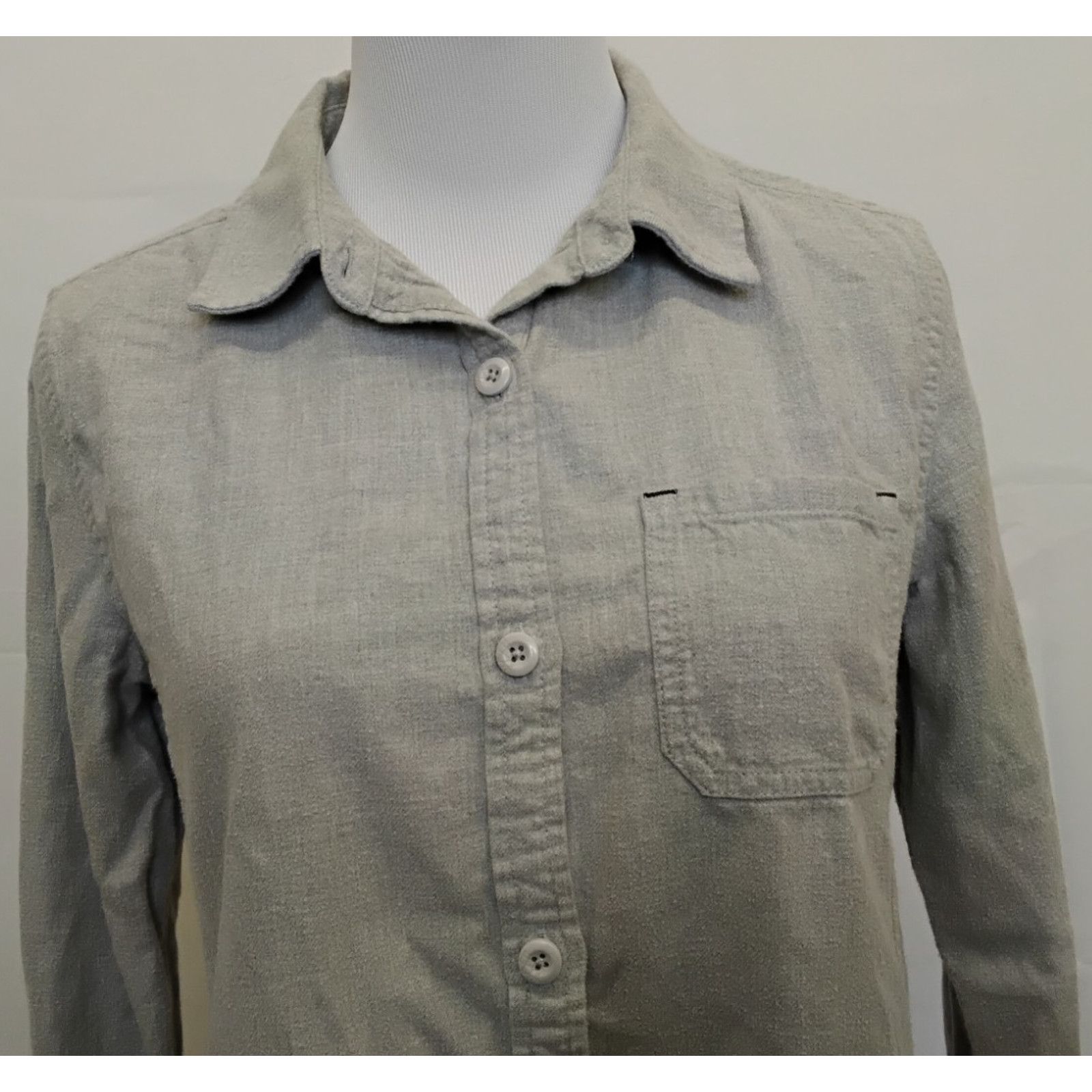Stio Stio Button Up Shirt Women's M Gray Heathered Casual Size M / US 6-8 / IT 42-44 - 5 Thumbnail