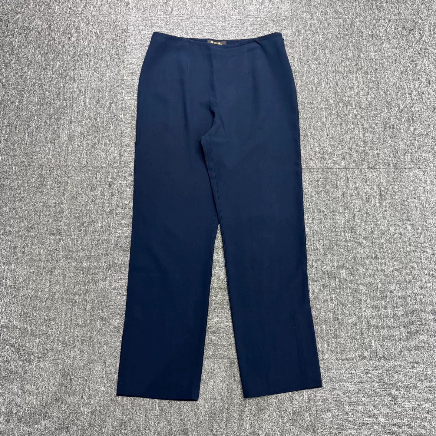 Loro Piana Loro Piana Solid Casual Pants Size US 26 / EU 42 - 1 Thumbnail