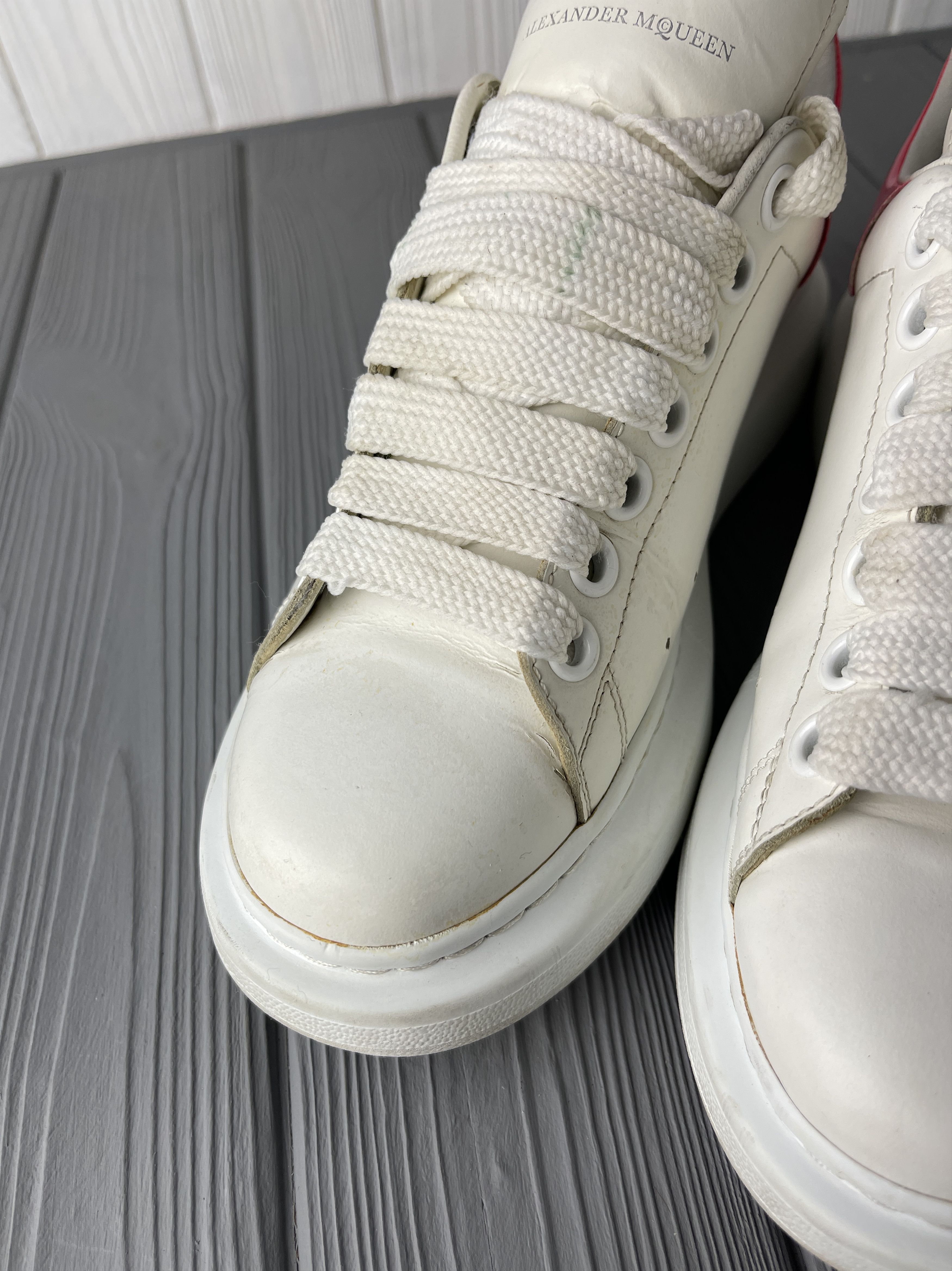 Alexander McQueen Alexander McQueen Leather Sneakers Size US 8 / IT 38 - 7 Thumbnail