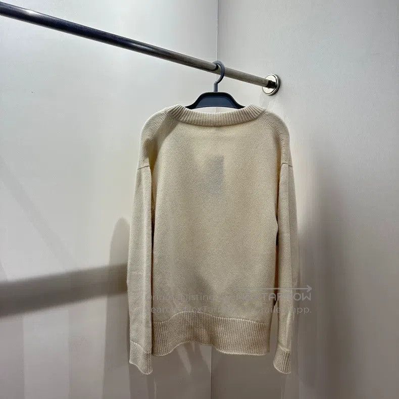 Hermes Hermes Horsebit Cashmere V-Neck Knit Top Size XS / US 0-2 / IT 36-38 - 2 Thumbnail