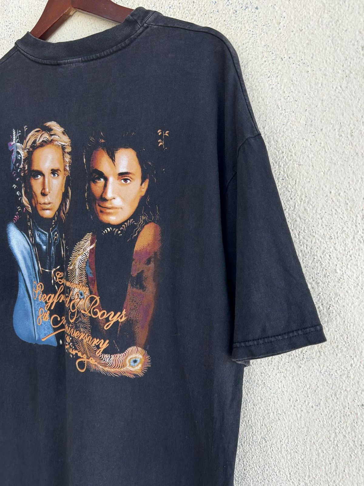 Hanes Vintage Commemorating Siegfried & Roy’s 8th Anniversary Size US XL / EU 56 / 4 - 3 Thumbnail